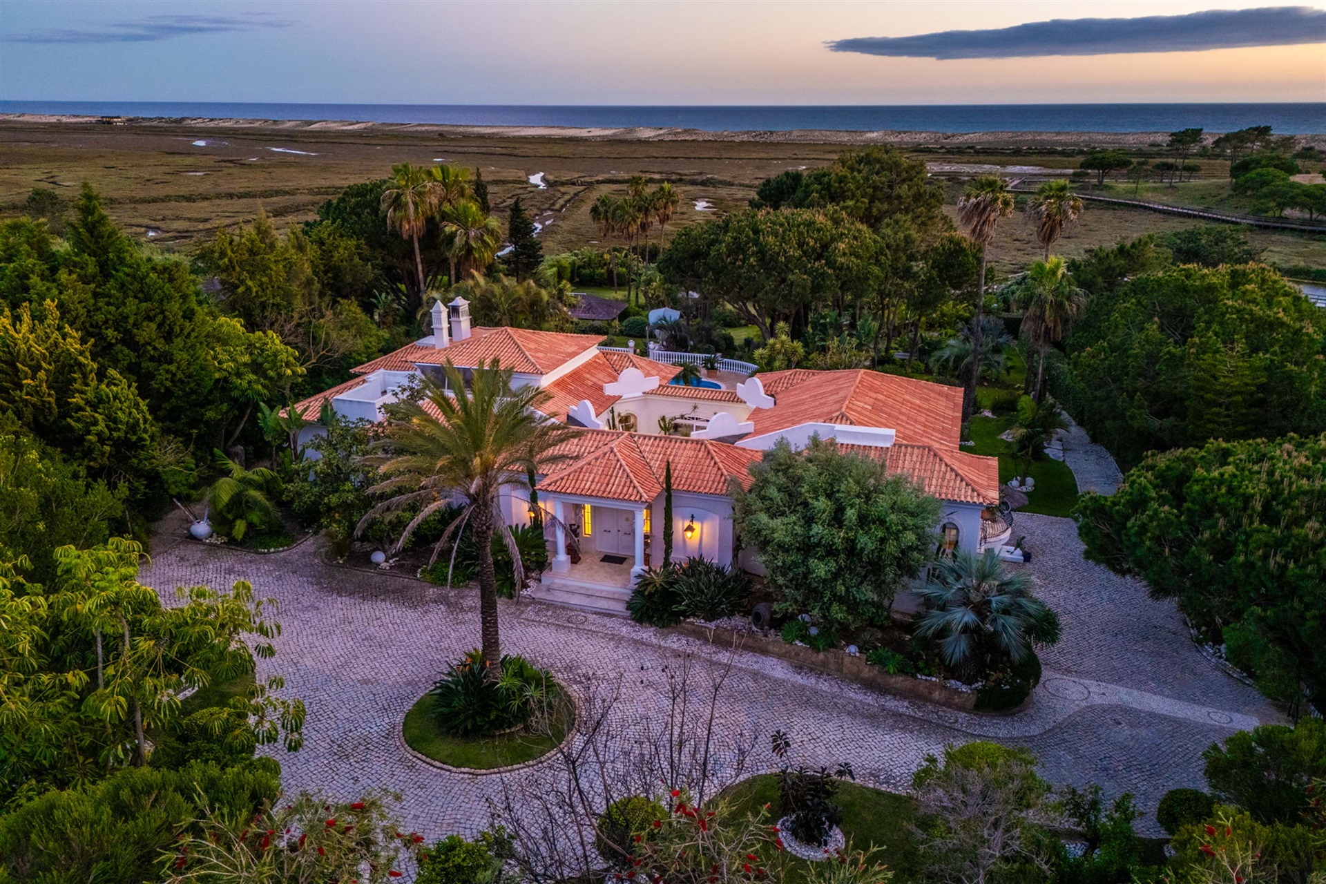  Detached house, 5 bedrooms, for Sale - 物件實景