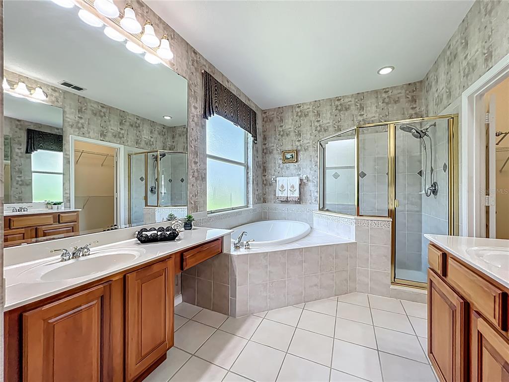 Orlando, Florida, 32828, United States, 4 Bedrooms Bedrooms, ,3 BathroomsBathrooms,Residential,For Sale,1873988