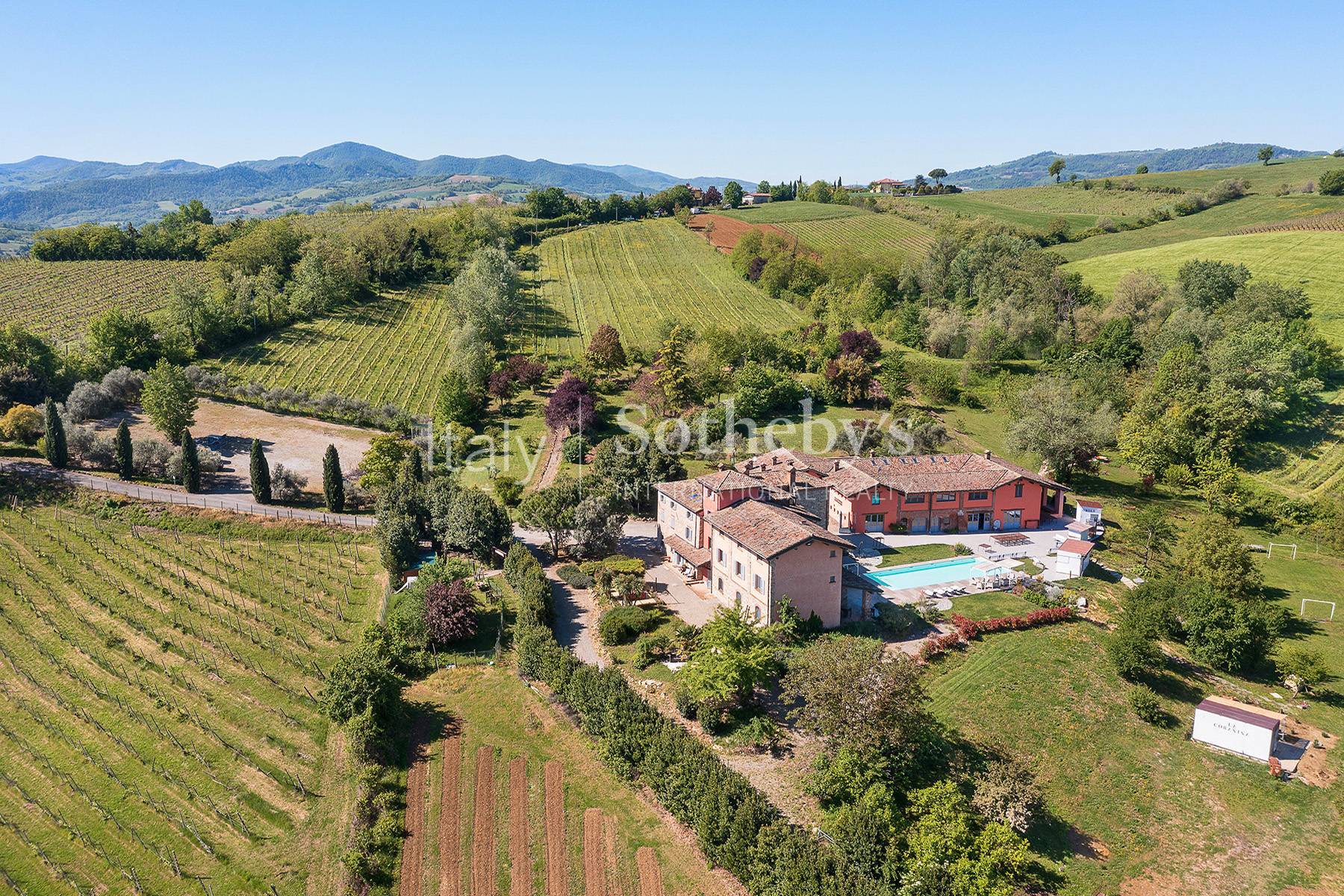  Farmhouse among the Vineyards of the Val Tidone south of Milan - 物件實景
