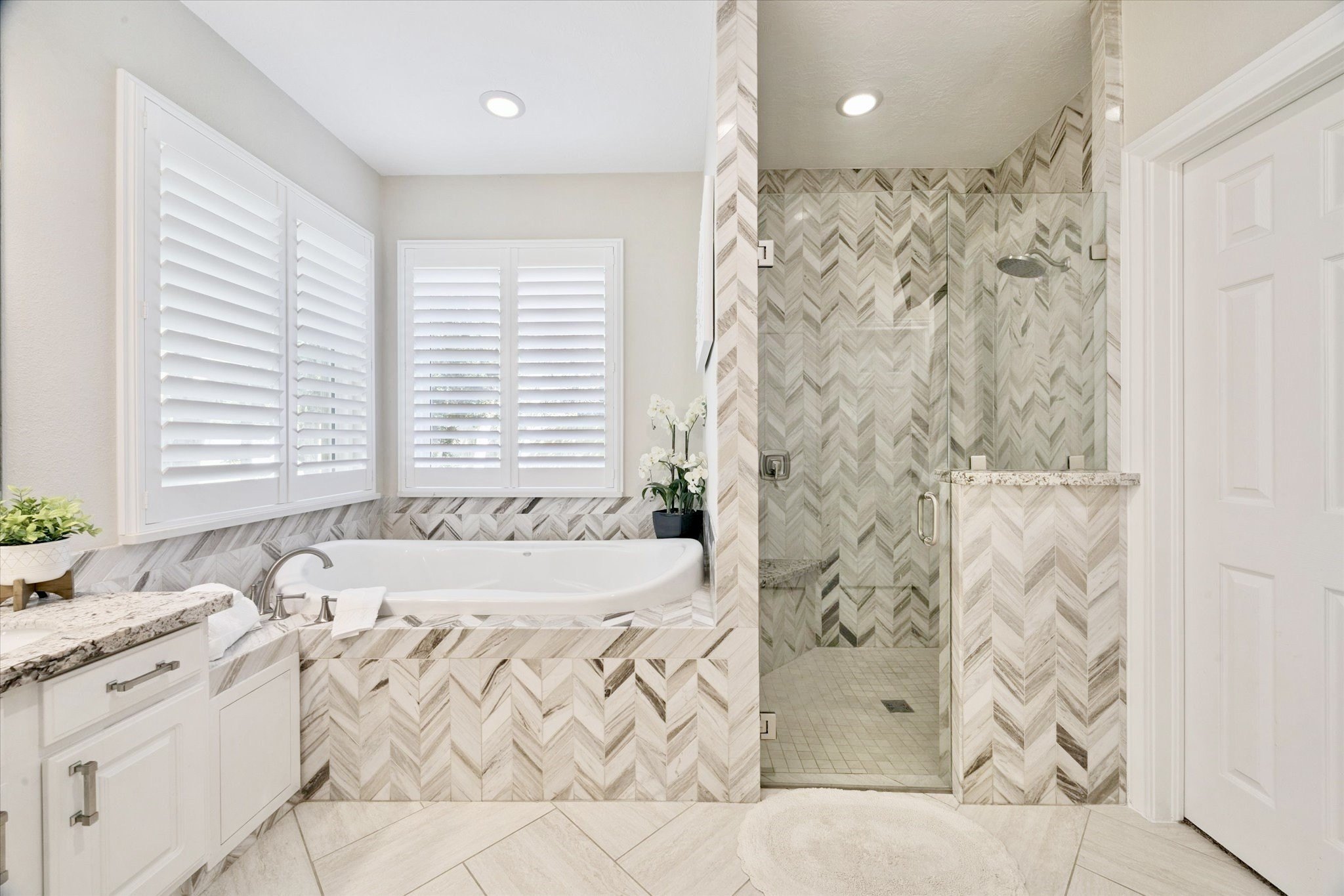 Friendswood, Texas, 77546, United States, 3 Bedrooms Bedrooms, ,5 BathroomsBathrooms,Residential,For Sale,1908024