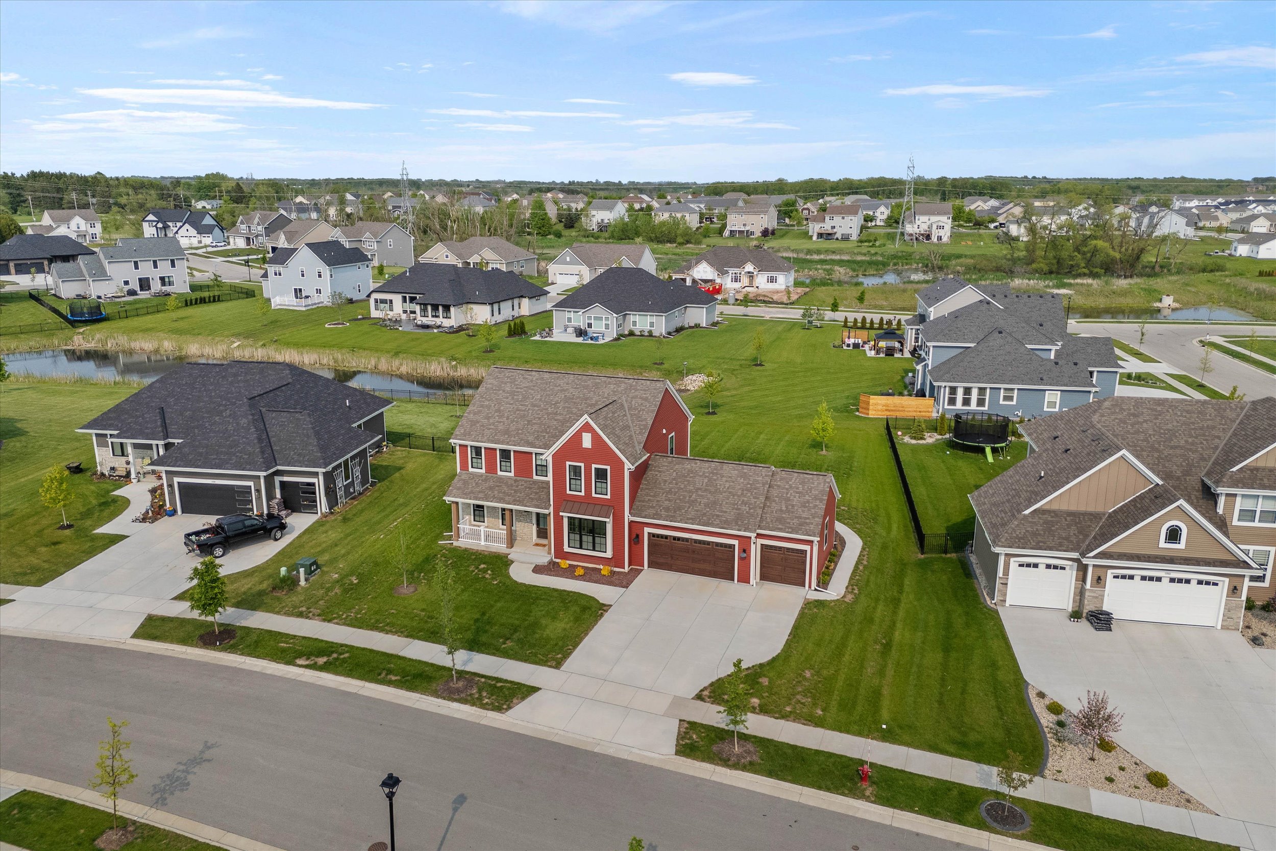 Grafton, Village of, Wisconsin, 53024, United States, 4 Bedrooms Bedrooms, ,3 BathroomsBathrooms,Residential,For Sale,1893404