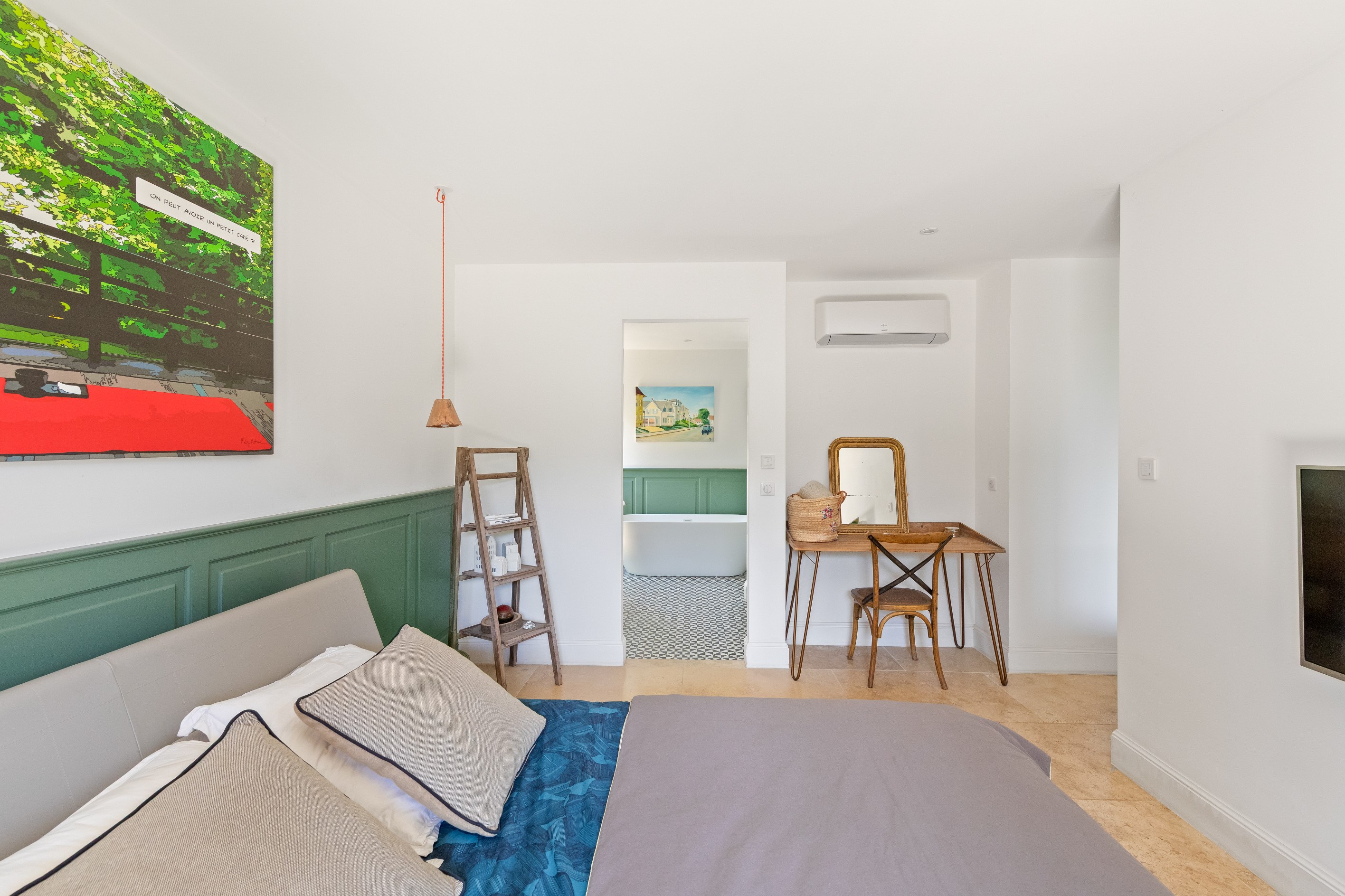  Ollioules, Faveyrolles – Family Villa with Swimming Pool and Sea Views - 物件實景