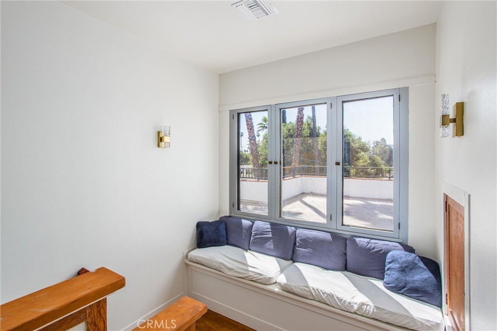 Redlands, California, 92373, United States, 5 Bedrooms Bedrooms, ,4 BathroomsBathrooms,Residential,For Sale,1982163