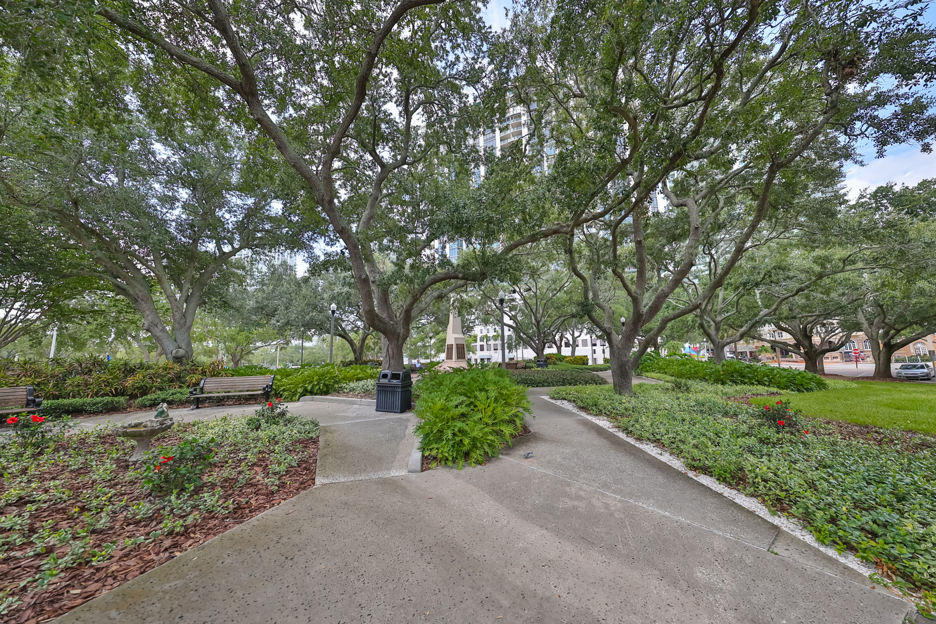 St Petersburg, Florida, 33701, United States, 3 Bedrooms Bedrooms, ,3 BathroomsBathrooms,Residential,For Sale,1924192
