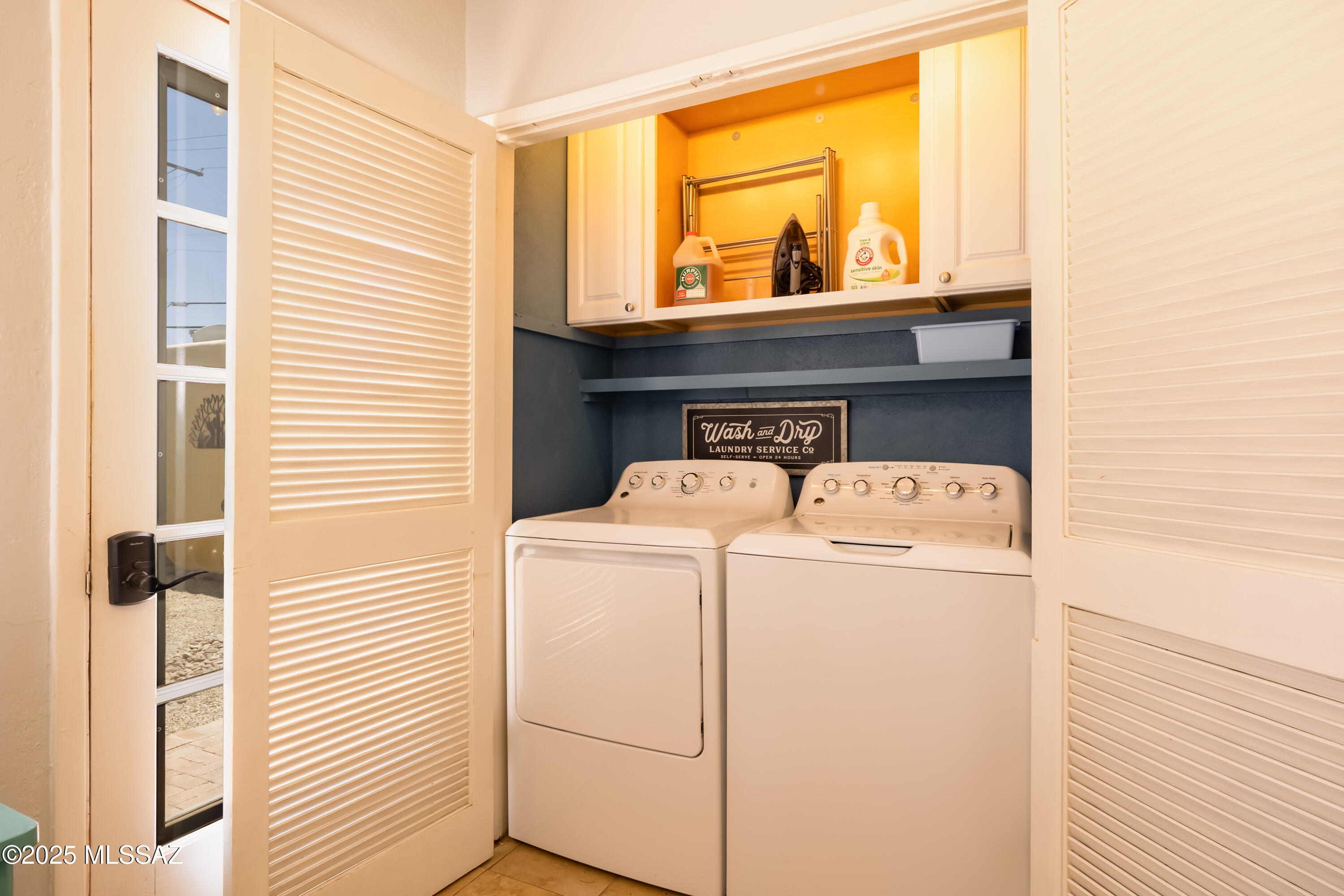 Tucson, Arizona, 85719, United States, 4 Bedrooms Bedrooms, ,3 BathroomsBathrooms,Residential,For Sale,1826834