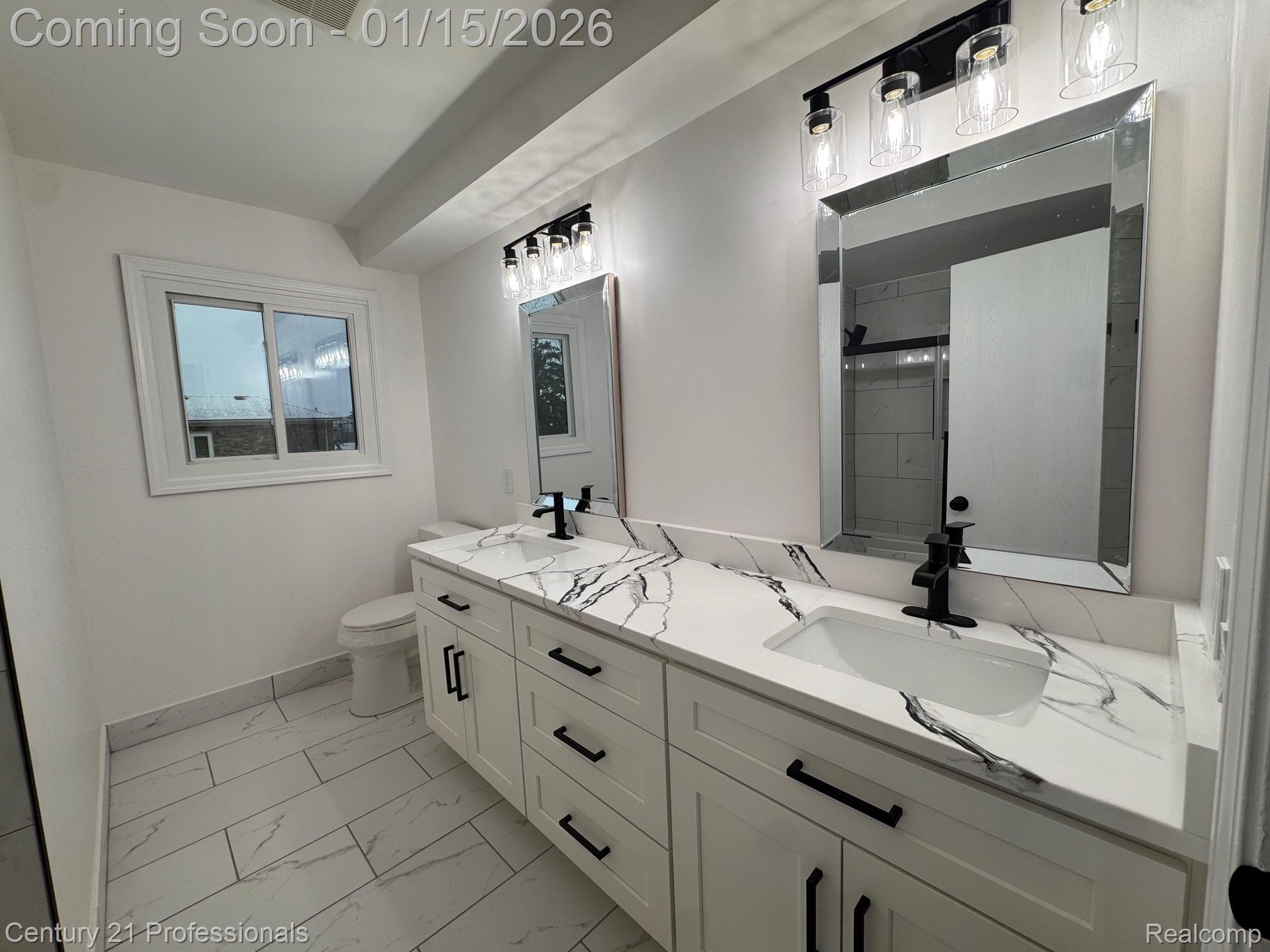 SterlingHeights, Michigan, 48310, United States, 3 Bedrooms Bedrooms, ,3 BathroomsBathrooms,Residential,For Sale,2010061