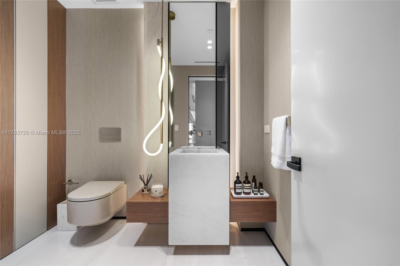 1425 Brickell Ave Unit 66D-66E, Miami, Florida, 33131, United States, 4 Bedrooms Bedrooms, ,5 BathroomsBathrooms,Residential,For Sale,1425 Brickell Ave Unit 66D-66E,1682437
