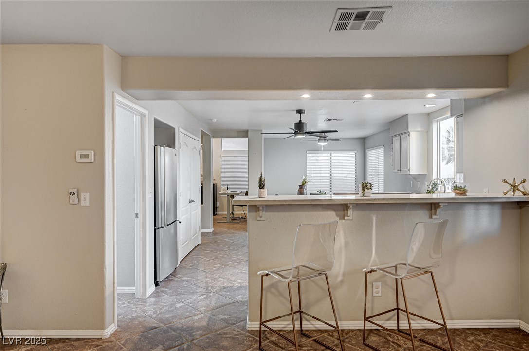 Las Vegas, Nevada, 89134, United States, 4 Bedrooms Bedrooms, ,3 BathroomsBathrooms,Residential,For Sale,1998518