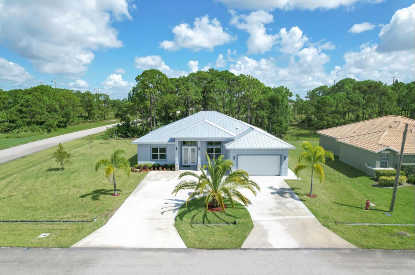 Port St Lucie, Florida, 34986, United States, 4 Bedrooms Bedrooms, ,3 BathroomsBathrooms,Residential,For Sale,1926175