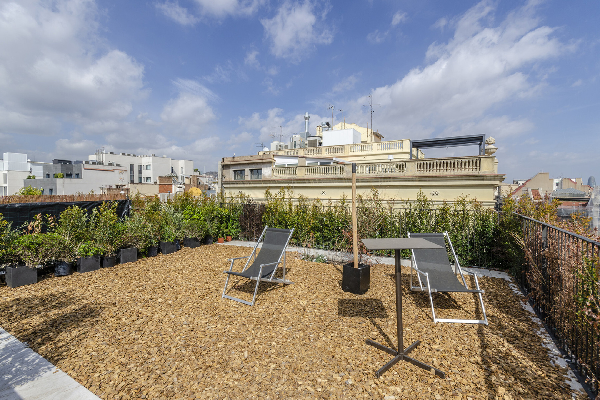  Exceptional penthouse with 180 m2 terrace next to Paseo de Gracia - 物件實景