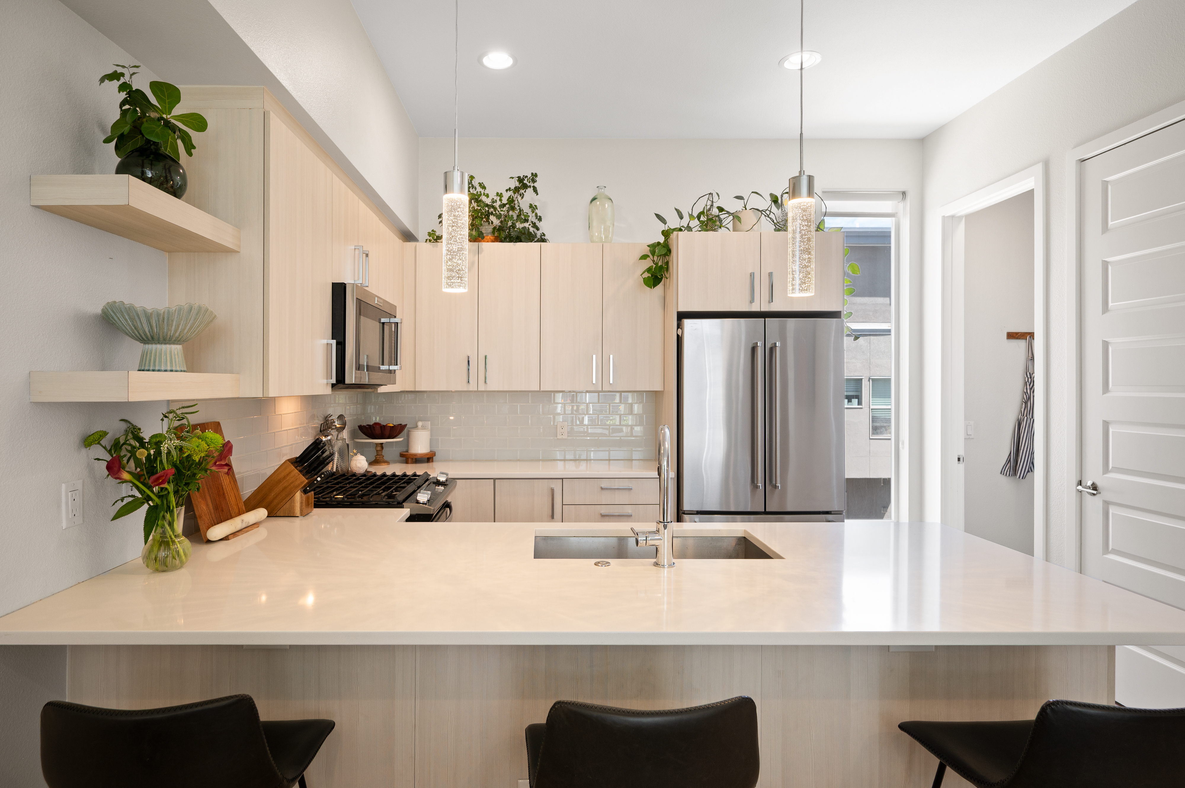  Modern Townhome In Contemporary Enclave - 物件實景
