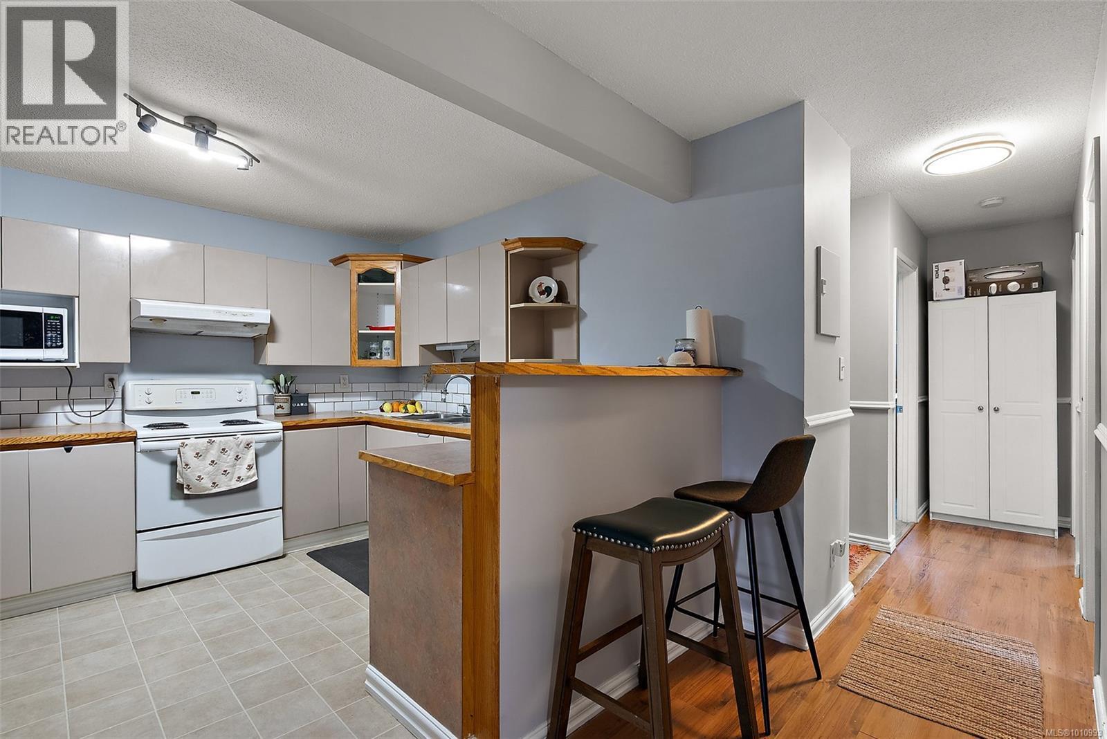 LANGFORD, British Columbia, V9B 2R8, CA, 3 Bedrooms Bedrooms, ,1 BathroomBathrooms,Residential,For Sale,1917446