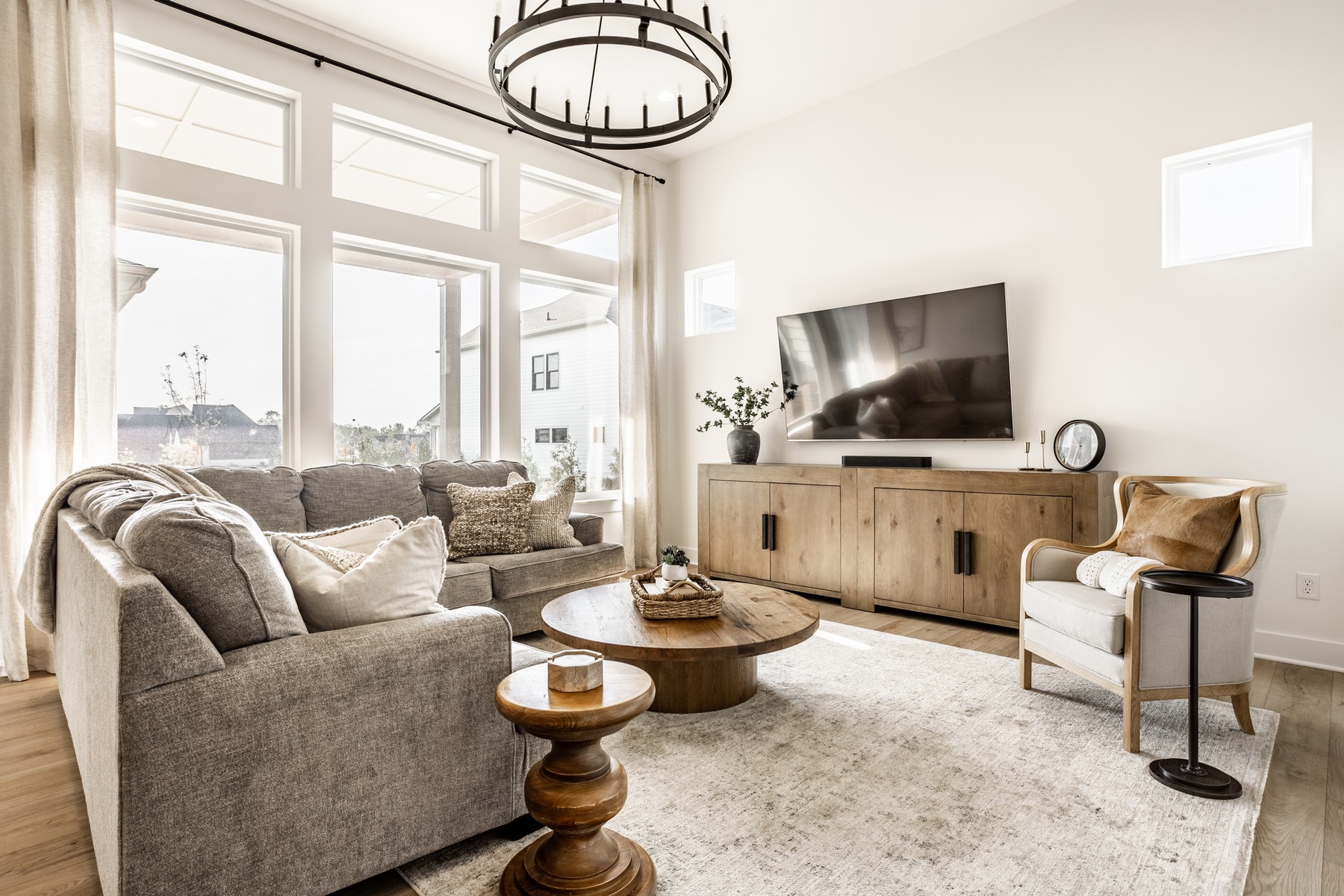  Beautifully Designed 5 Bedroom Home in Desirable Westfield Neighborhood - 物件實景