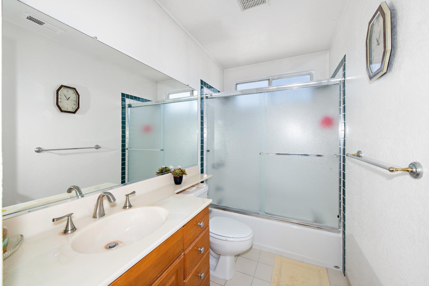 San Jose, California, 95116, United States, 4 Bedrooms Bedrooms, ,3 BathroomsBathrooms,Residential,For Sale,2038368