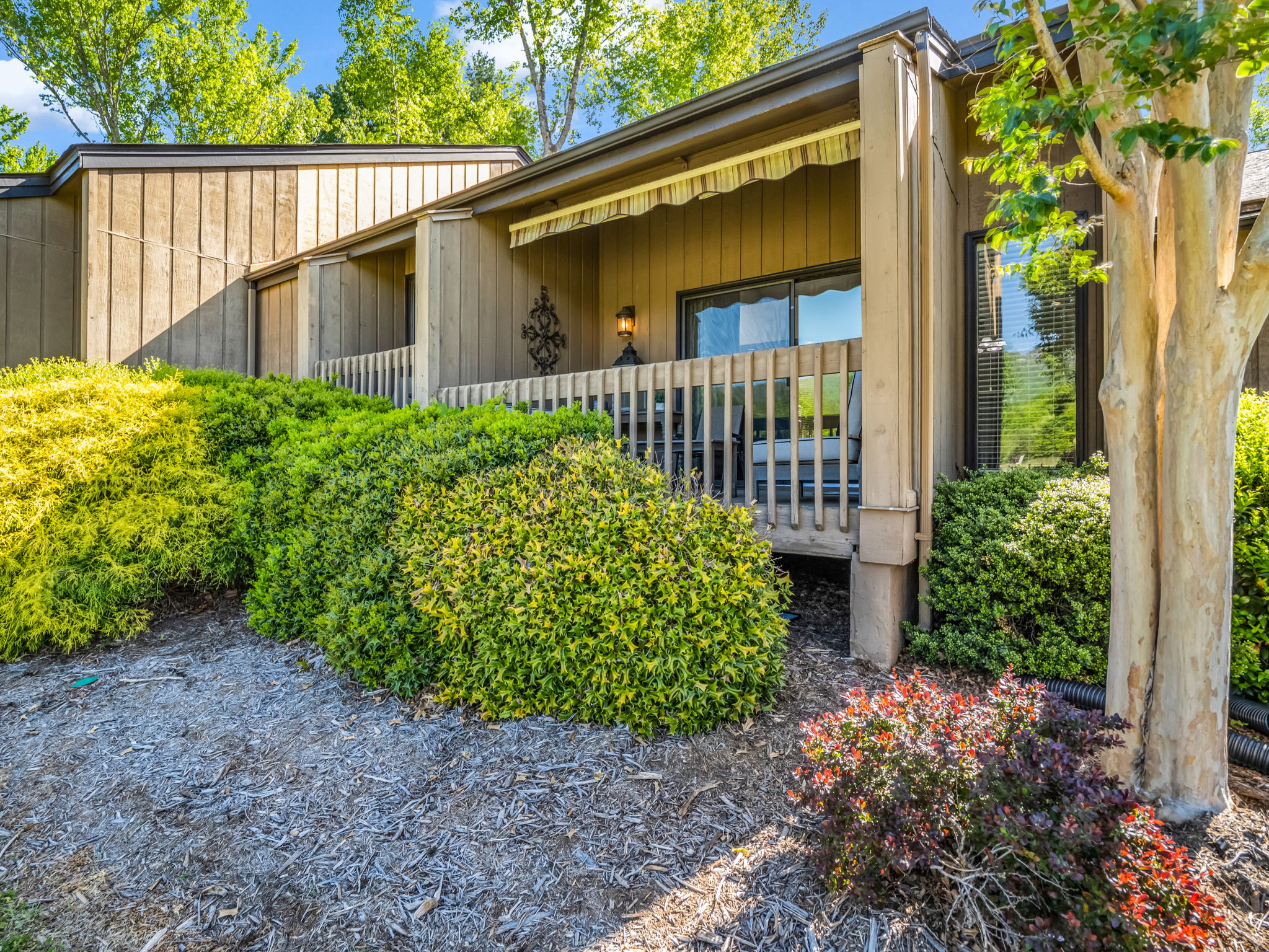  182 W. Lake Dr. S. - 物件實景