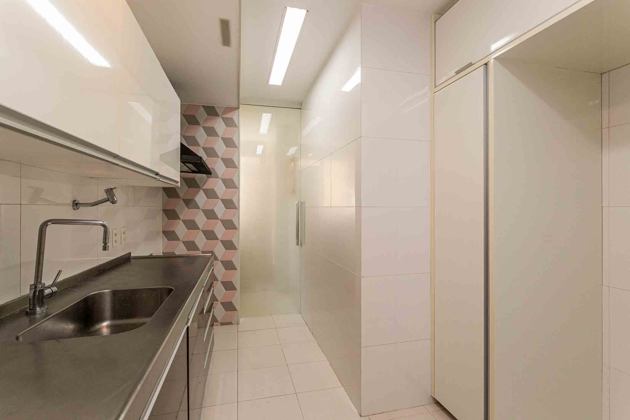  1,076 sq. ft apartment with panoramic Lagoa views and signed design - 物件實景