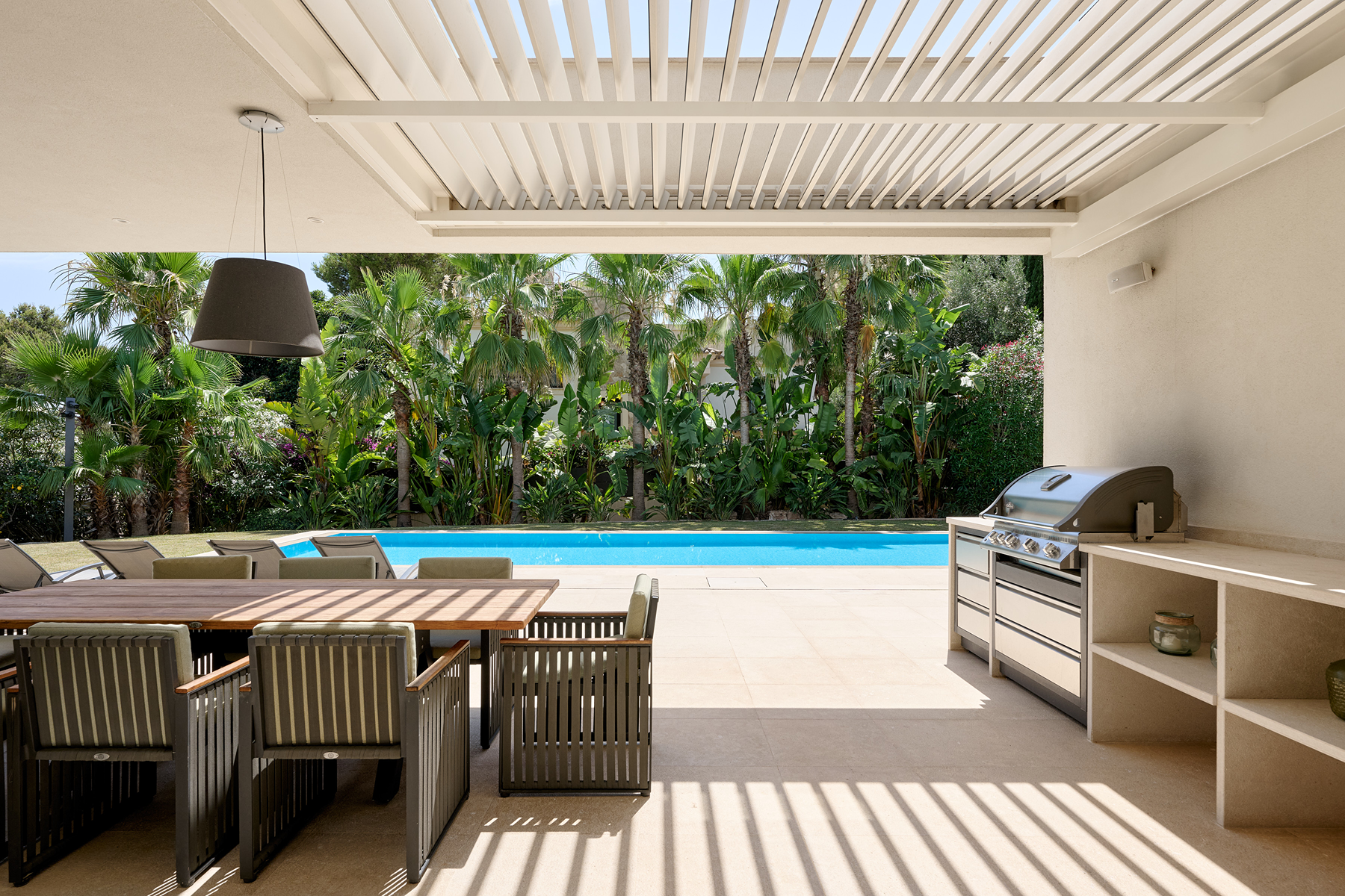  Contemporary villa with pool in Nova Santa Ponsa - 物件實景