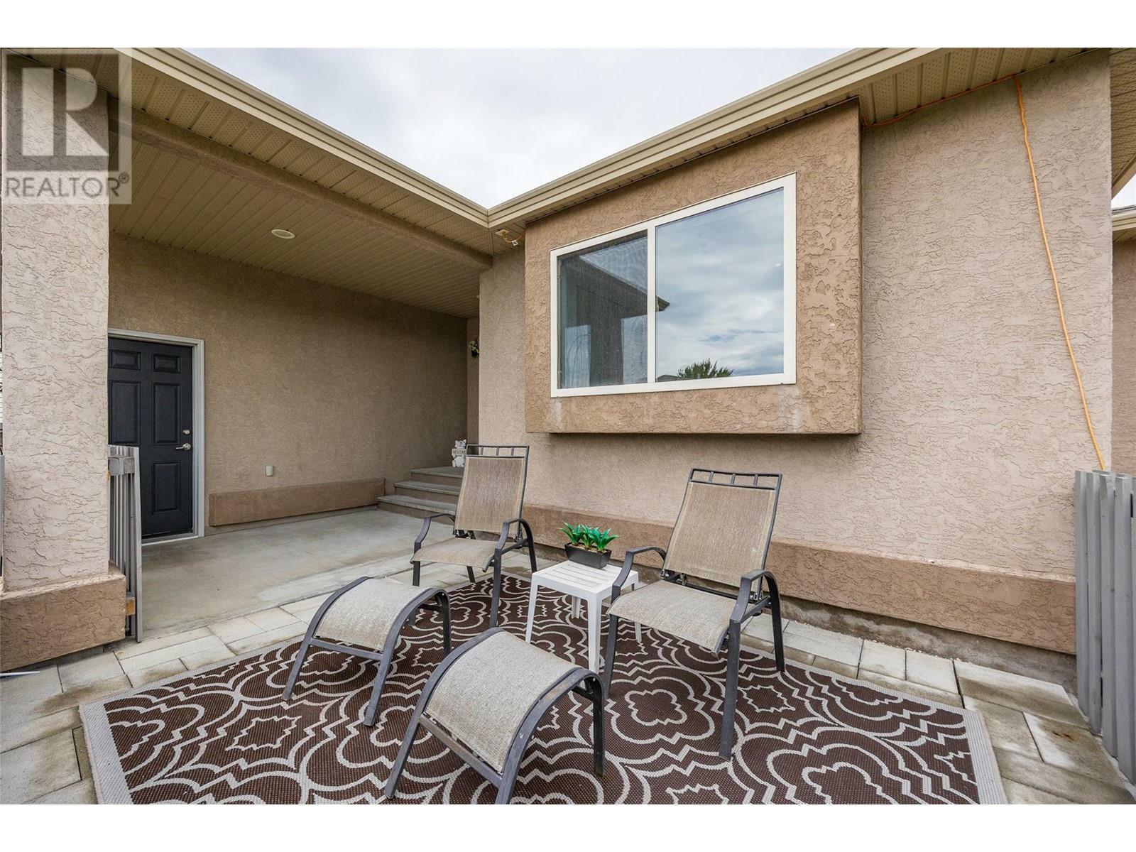 KELOWNA, British Columbia, V1P 1N8, CA, 6 Bedrooms Bedrooms, ,4 BathroomsBathrooms,Residential,For Sale,1837090