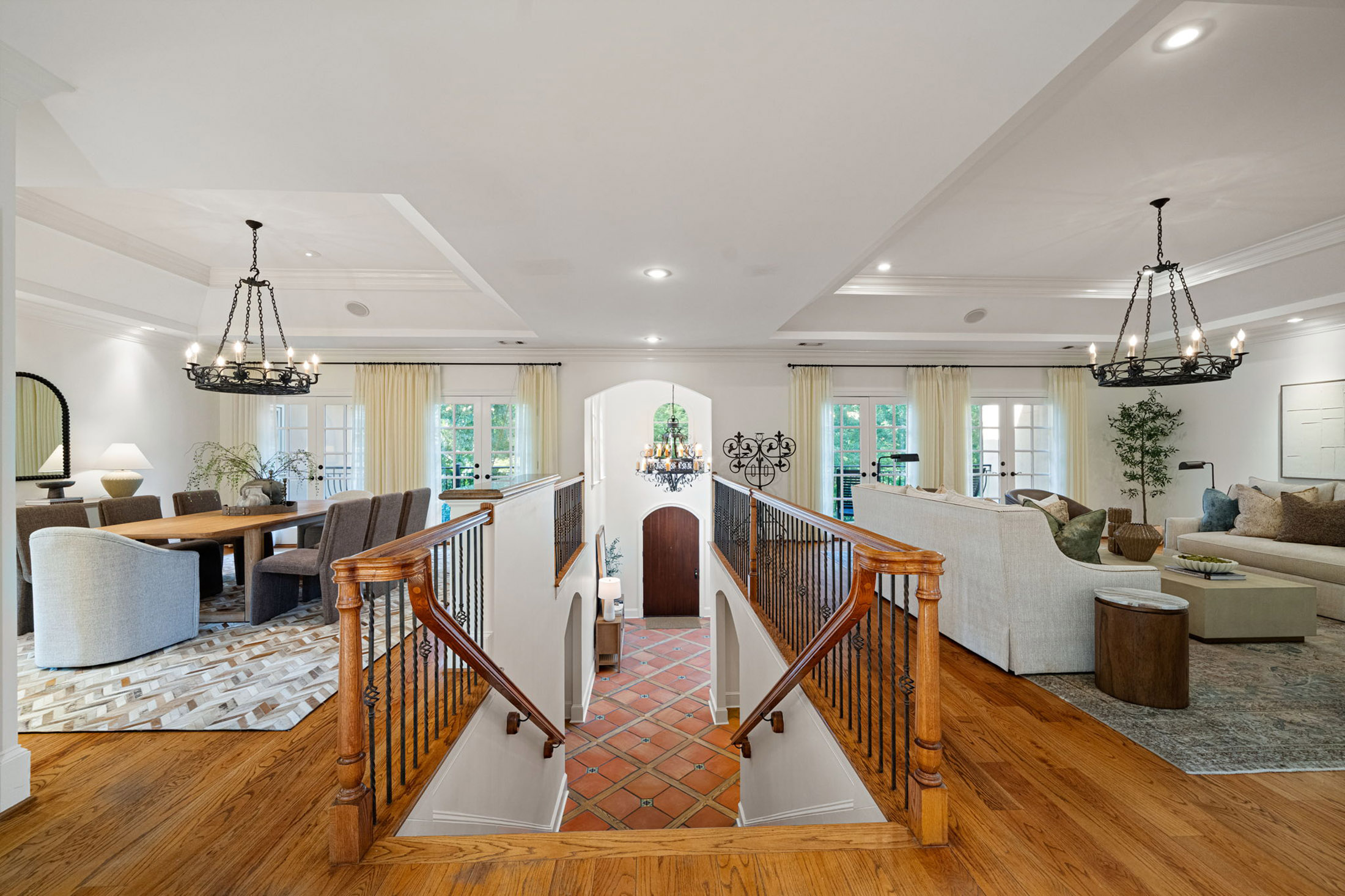  Remarkable Spanish-style Estate on 3.8+/- Private Acres - 物件實景