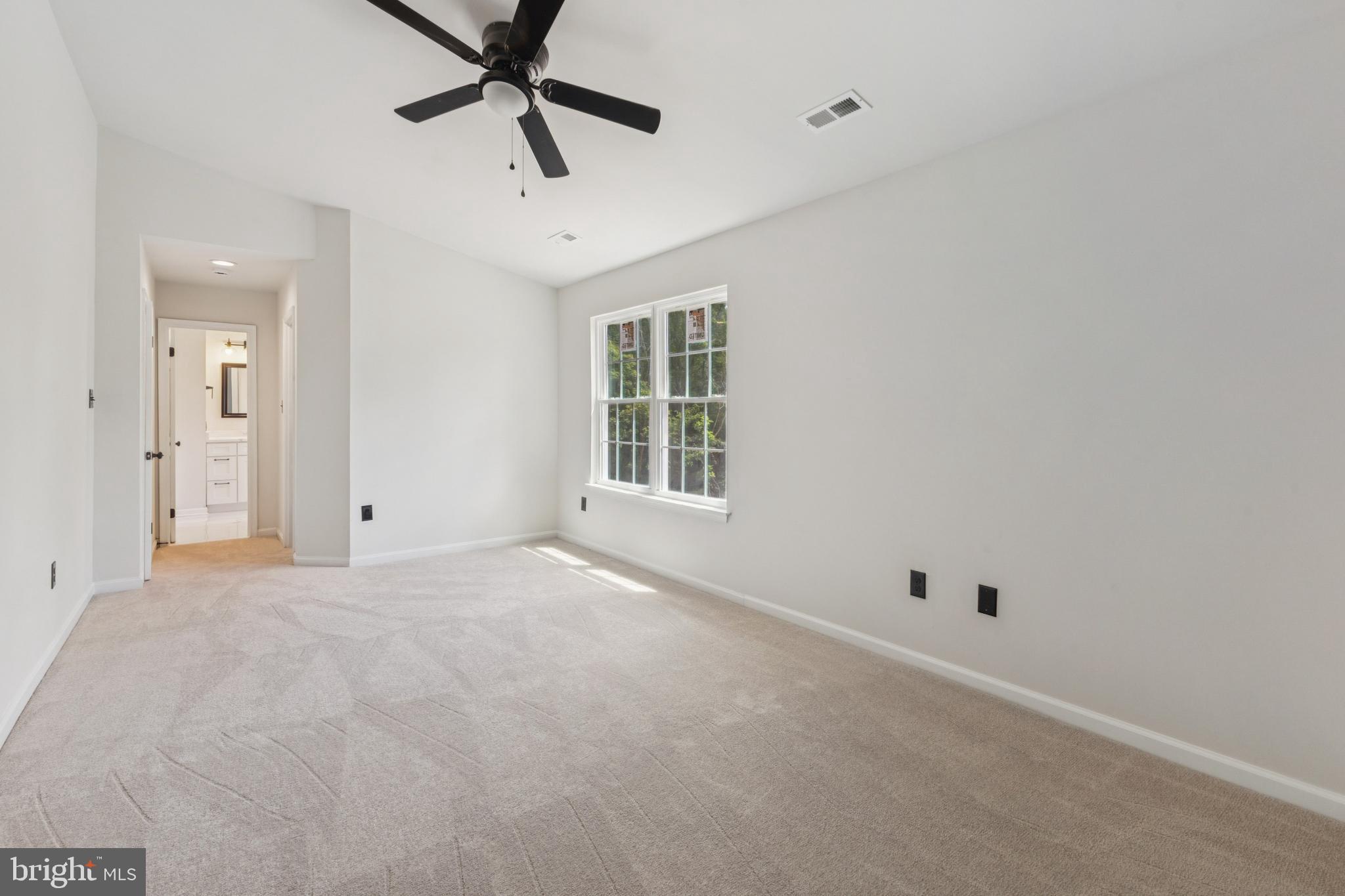 Fairfax, Virginia, 22030, United States, 4 Bedrooms Bedrooms, ,4 BathroomsBathrooms,Residential,For Sale,1978960