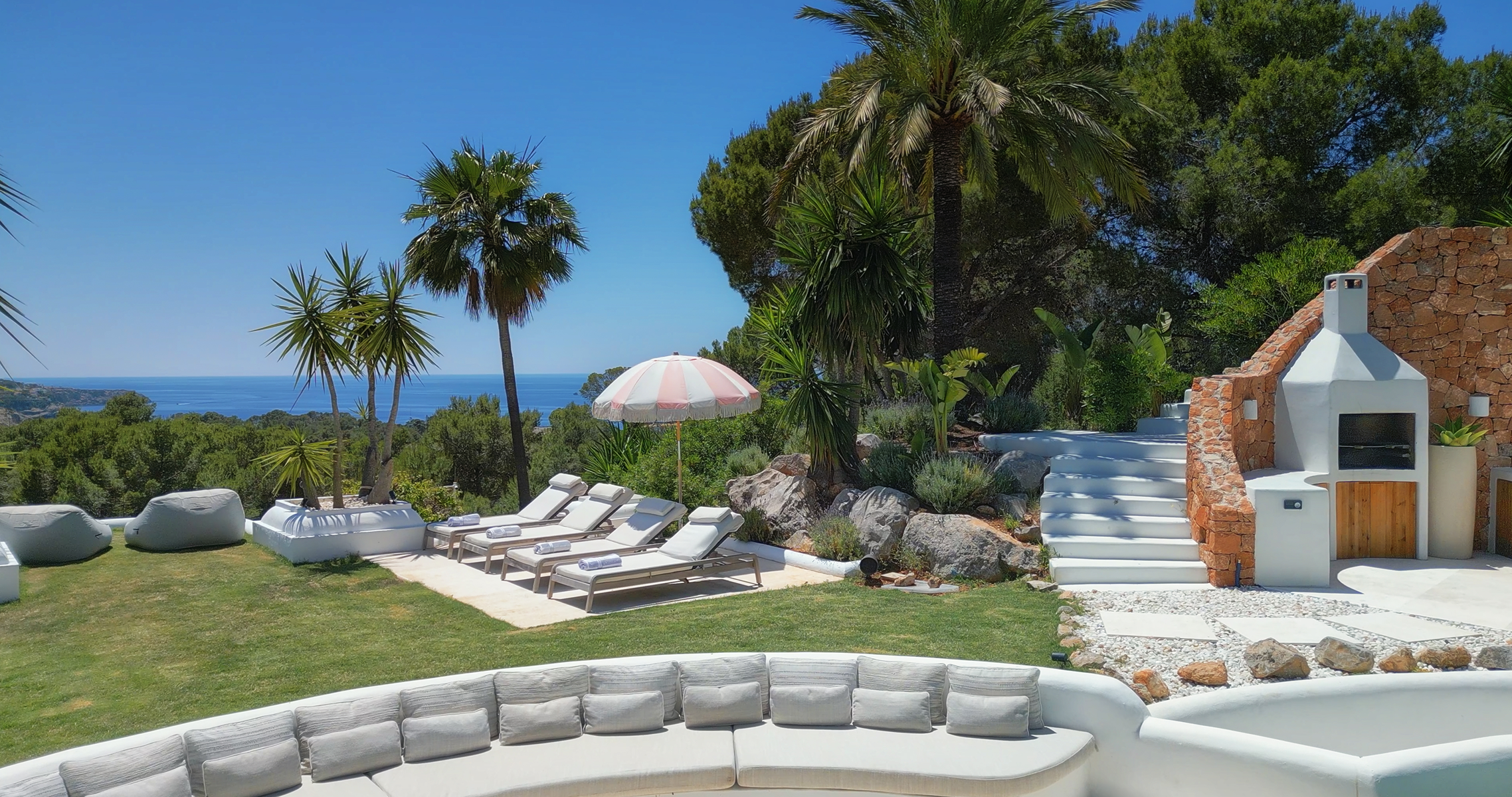  A landmark statement estate on Ibiza’s west coast - 物件實景