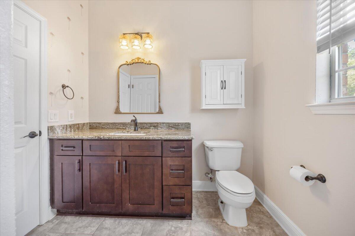 Navarre, Florida, 32566, United States, 3 Bedrooms Bedrooms, ,2 BathroomsBathrooms,Residential,For Sale,1933004