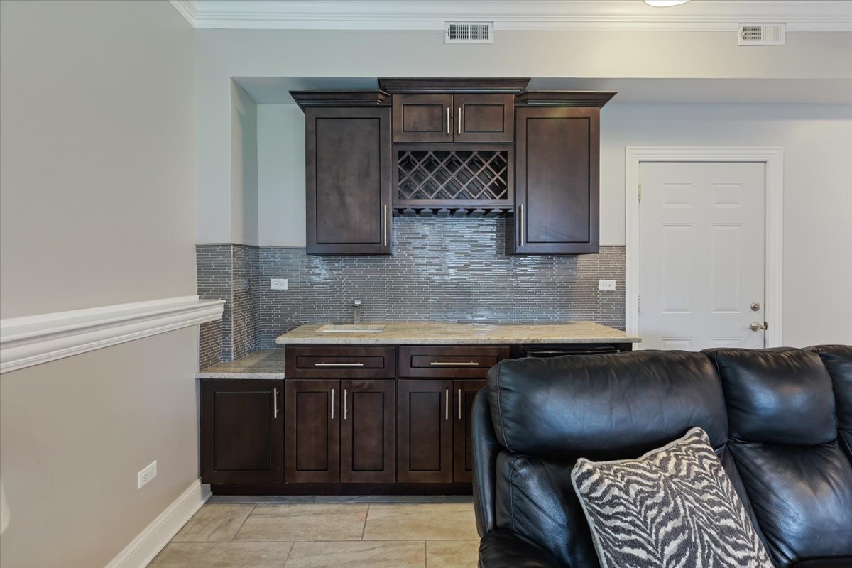 Lombard, Illinois, 60148, United States, 4 Bedrooms Bedrooms, ,4 BathroomsBathrooms,Residential,For Sale,1900568