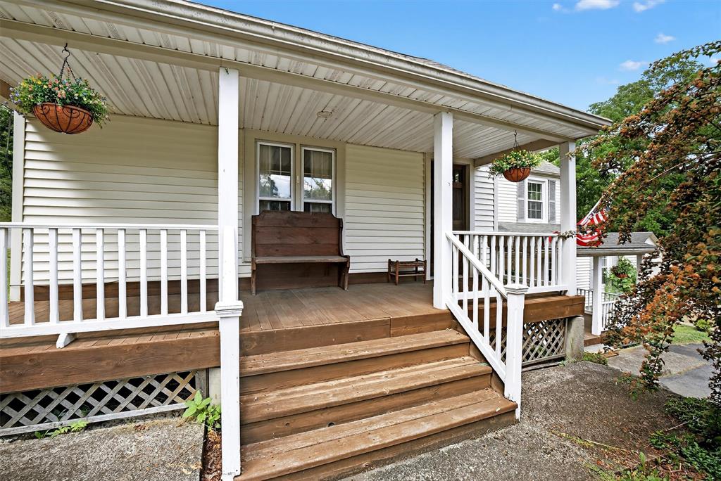 Chester, New York, 10918, United States, 3 Bedrooms Bedrooms, ,2 BathroomsBathrooms,Residential,For Sale,1975527