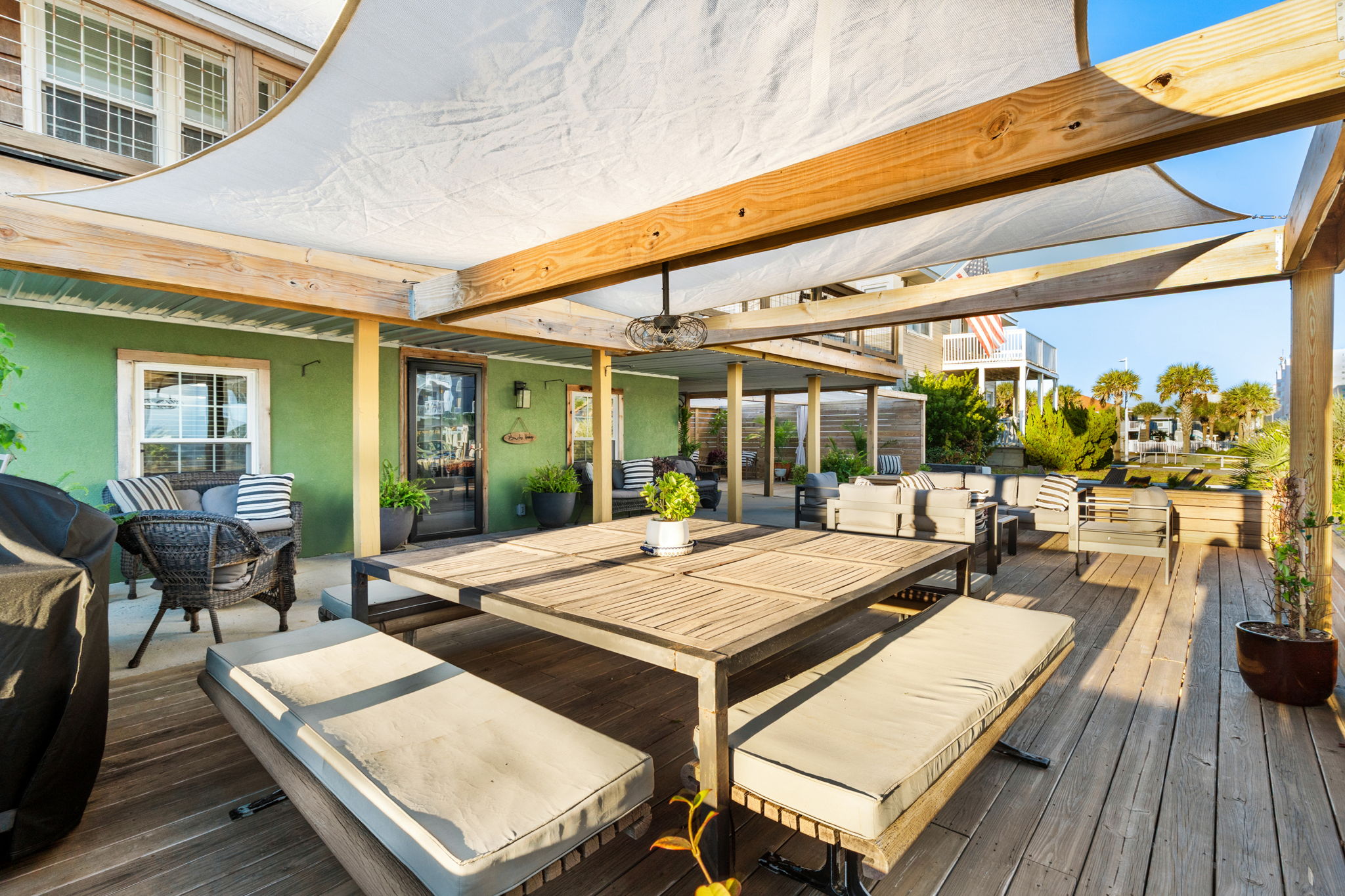 North Myrtle Beach, South Carolina, 29582, United States, 6 Bedrooms Bedrooms, ,3 BathroomsBathrooms,Residential,For Sale,1994221