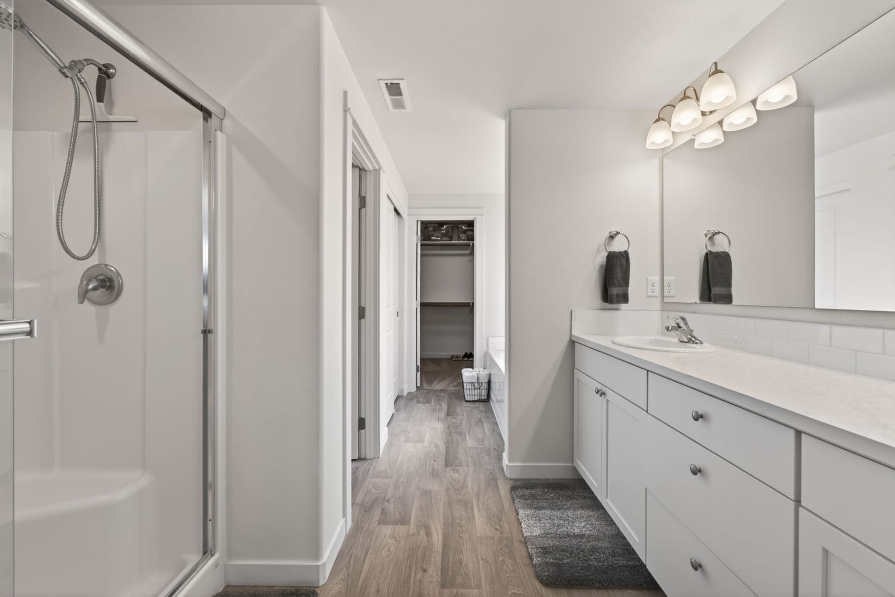  3461 NW 9th Street Redmond, OR 97756 - 物件實景