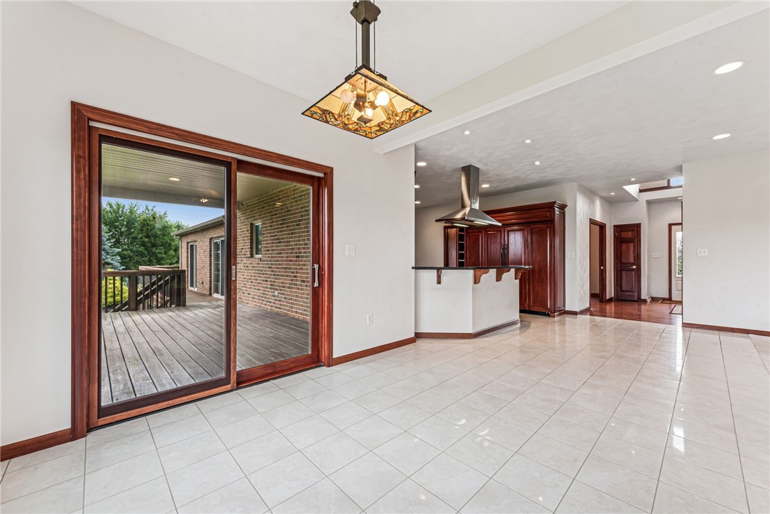 North Huntingdon, Pennsylvania, 15642, United States, 5 Bedrooms Bedrooms, ,4 BathroomsBathrooms,Residential,For Sale,1975902