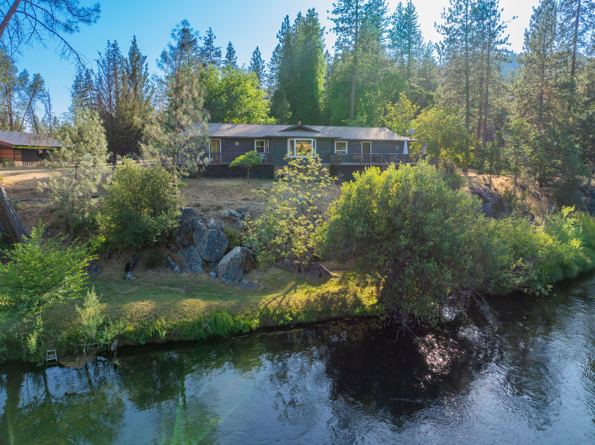 Lewiston, California, 96052, United States, 3 Bedrooms Bedrooms, ,3 BathroomsBathrooms,Residential,For Sale,1937334