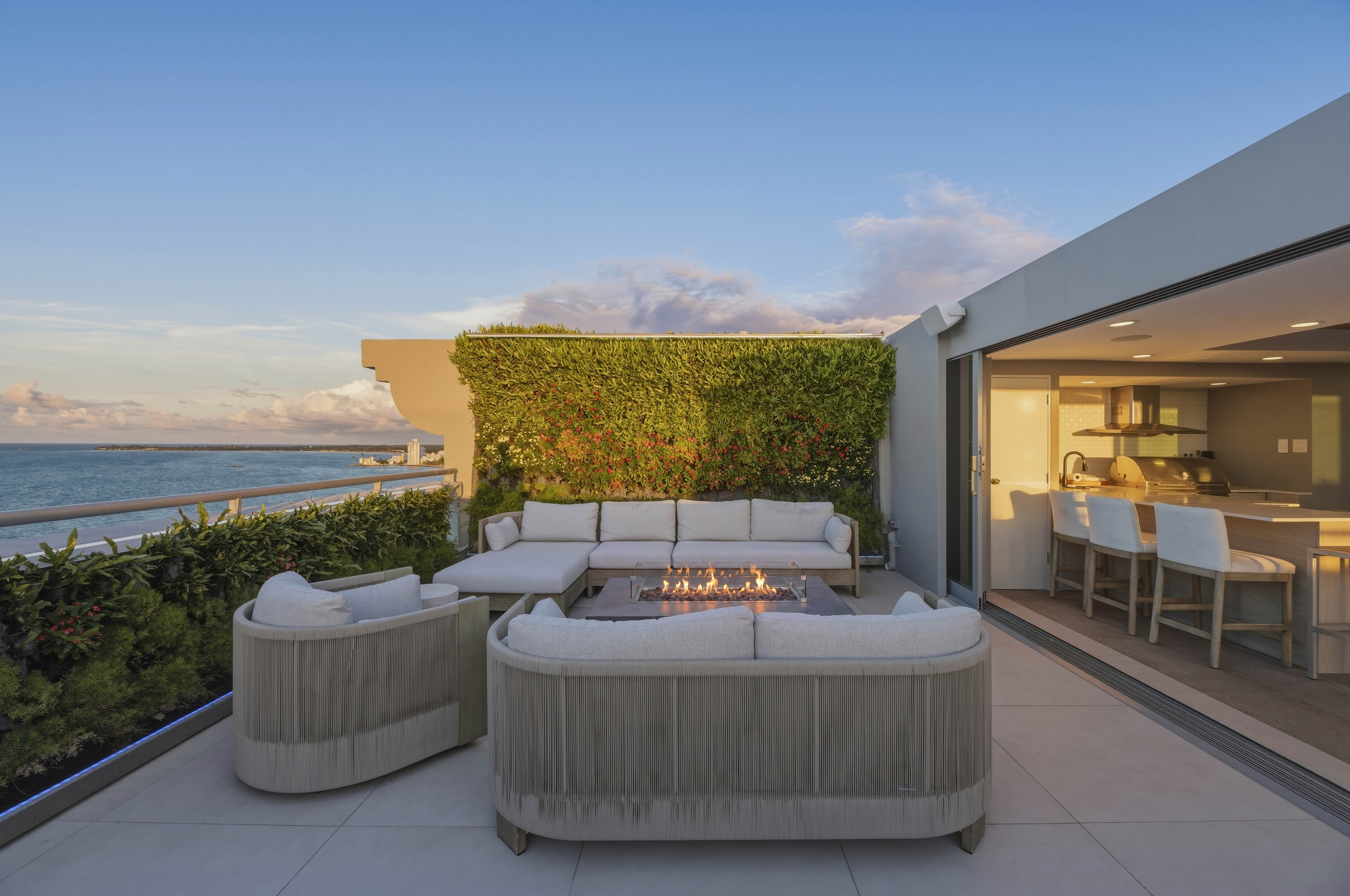  Oceanfront Penthouse at Plaza Atlantico, Isla Verde - 物件實景