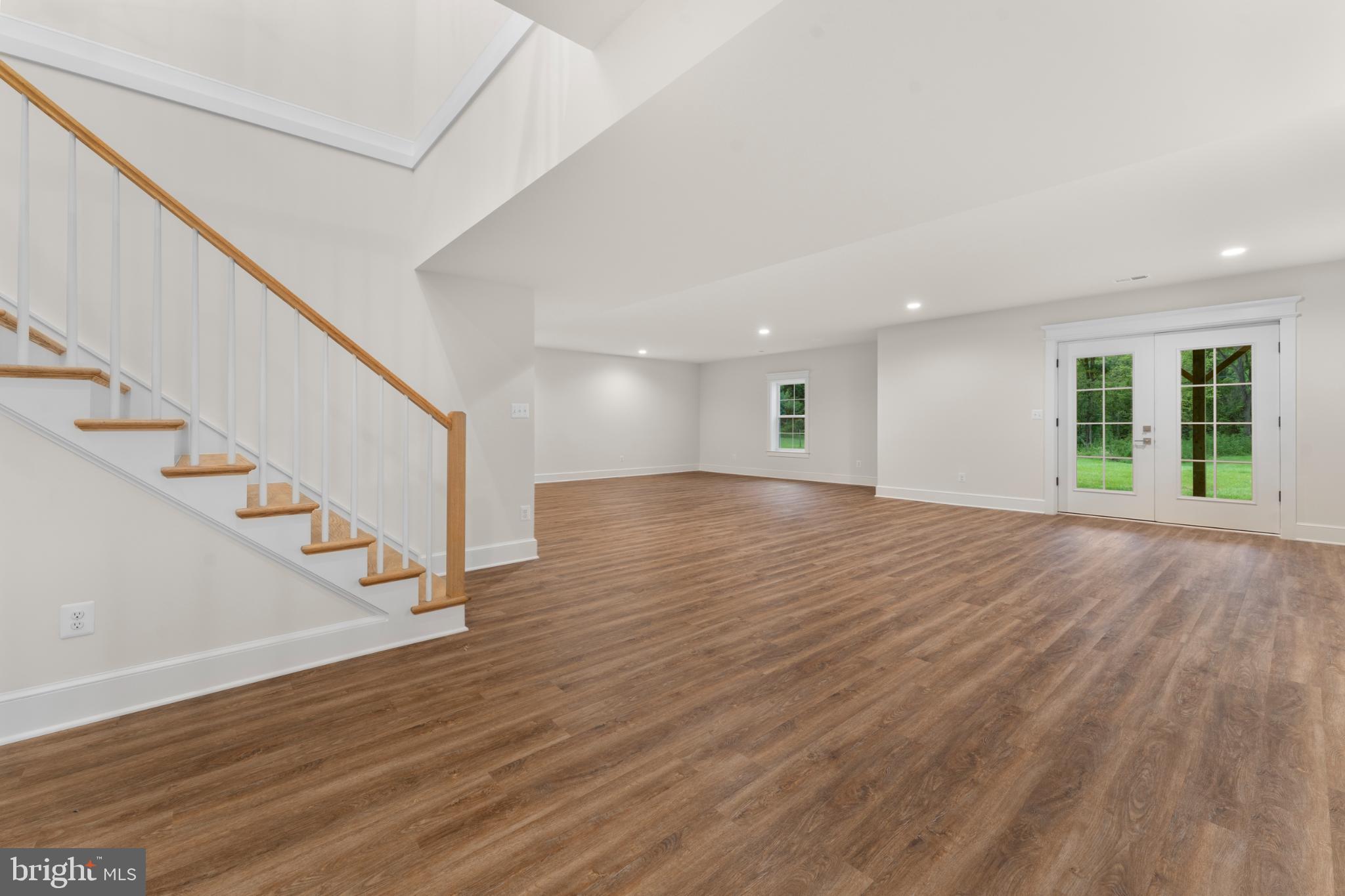 Warrenton, Virginia, 20187, United States, 5 Bedrooms Bedrooms, ,5 BathroomsBathrooms,Residential,For Sale,1977329