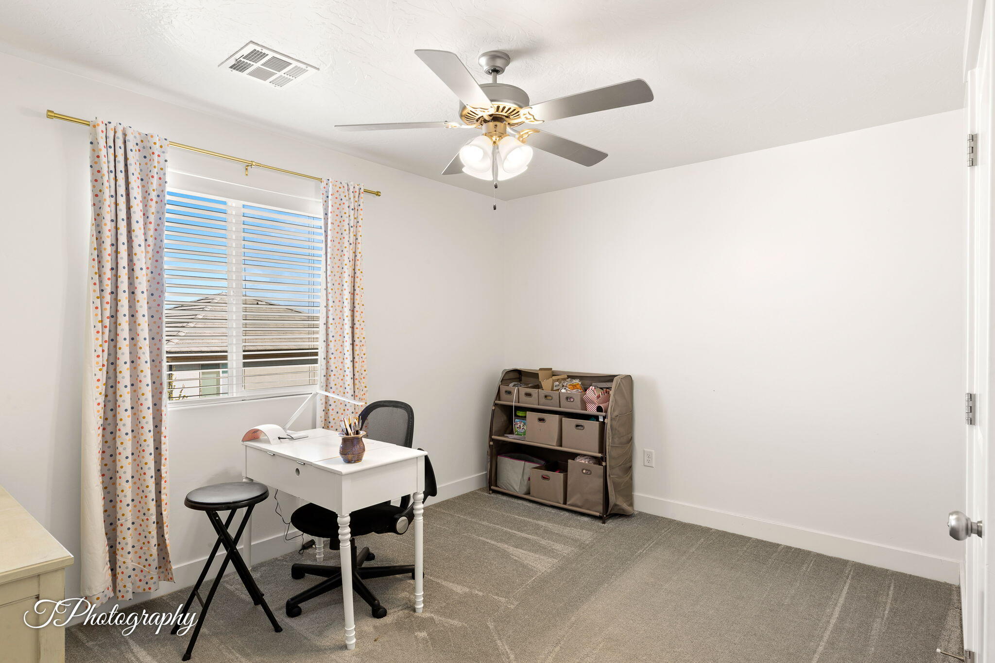 St George, Utah, 84790, United States, 6 Bedrooms Bedrooms, ,Residential,For Sale,1882756