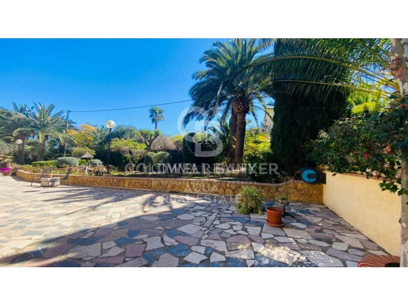 Alicante, l'Alf?s del Pi, Alfaz del Pi Pueblo-Urb, l'Alfàs del Pi, Comunidad Valenciana, 03580, ES, 7 Bedrooms Bedrooms, ,4 BathroomsBathrooms,Residential,For Sale,Alicante, l'Alf?s del Pi, Alfaz del Pi Pueblo-Urb,1603001