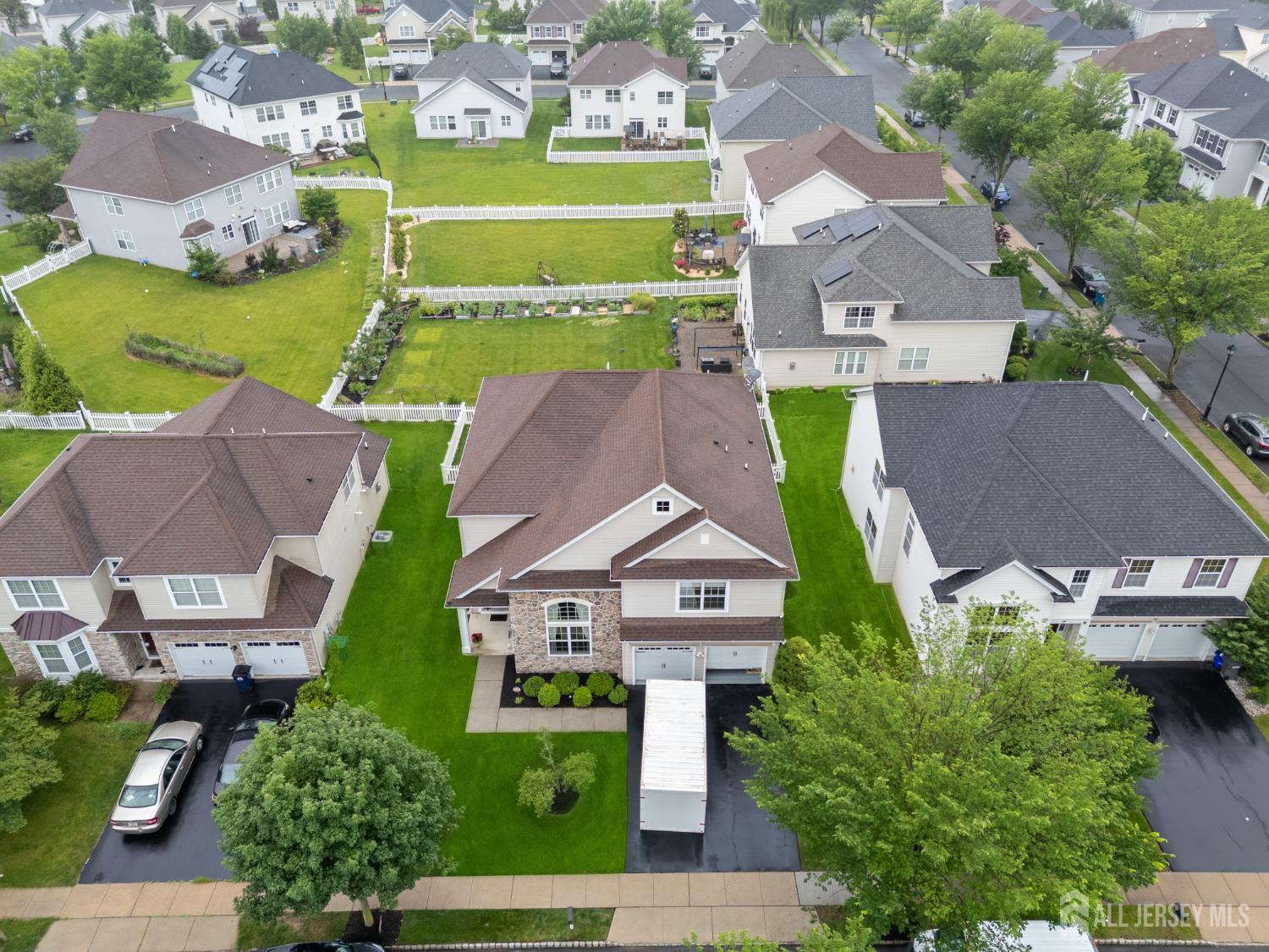 Piscataway, New Jersey, 08854, United States, 4 Bedrooms Bedrooms, ,3 BathroomsBathrooms,Residential,For Sale,1889779