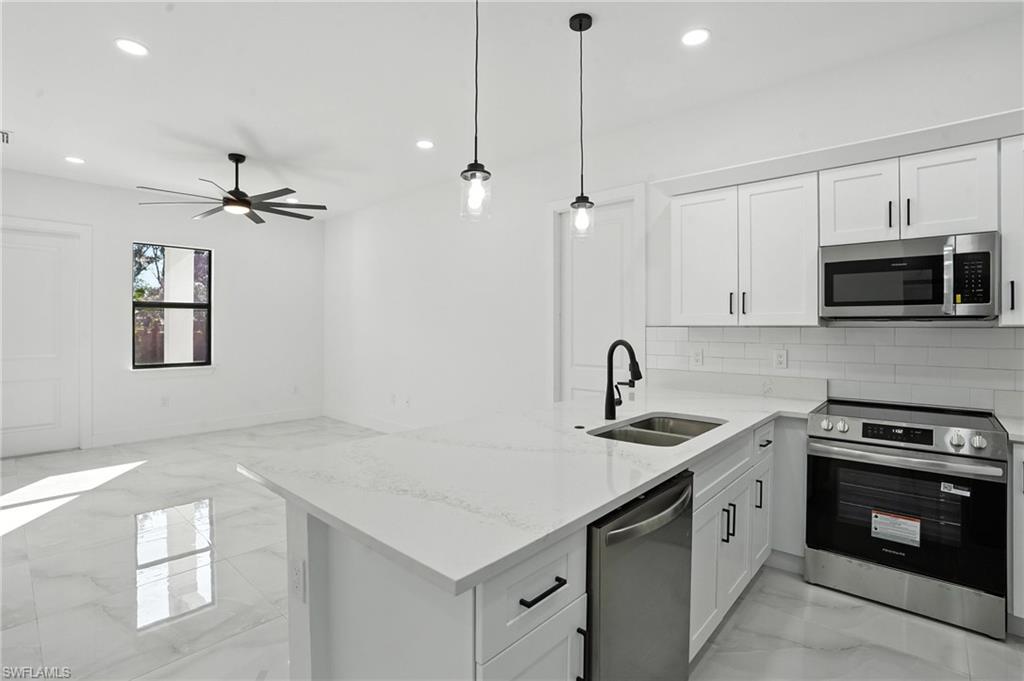 Lehigh Acres, Florida, 33973, United States, 6 Bedrooms Bedrooms, ,4 BathroomsBathrooms,Residential,For Sale,1891915