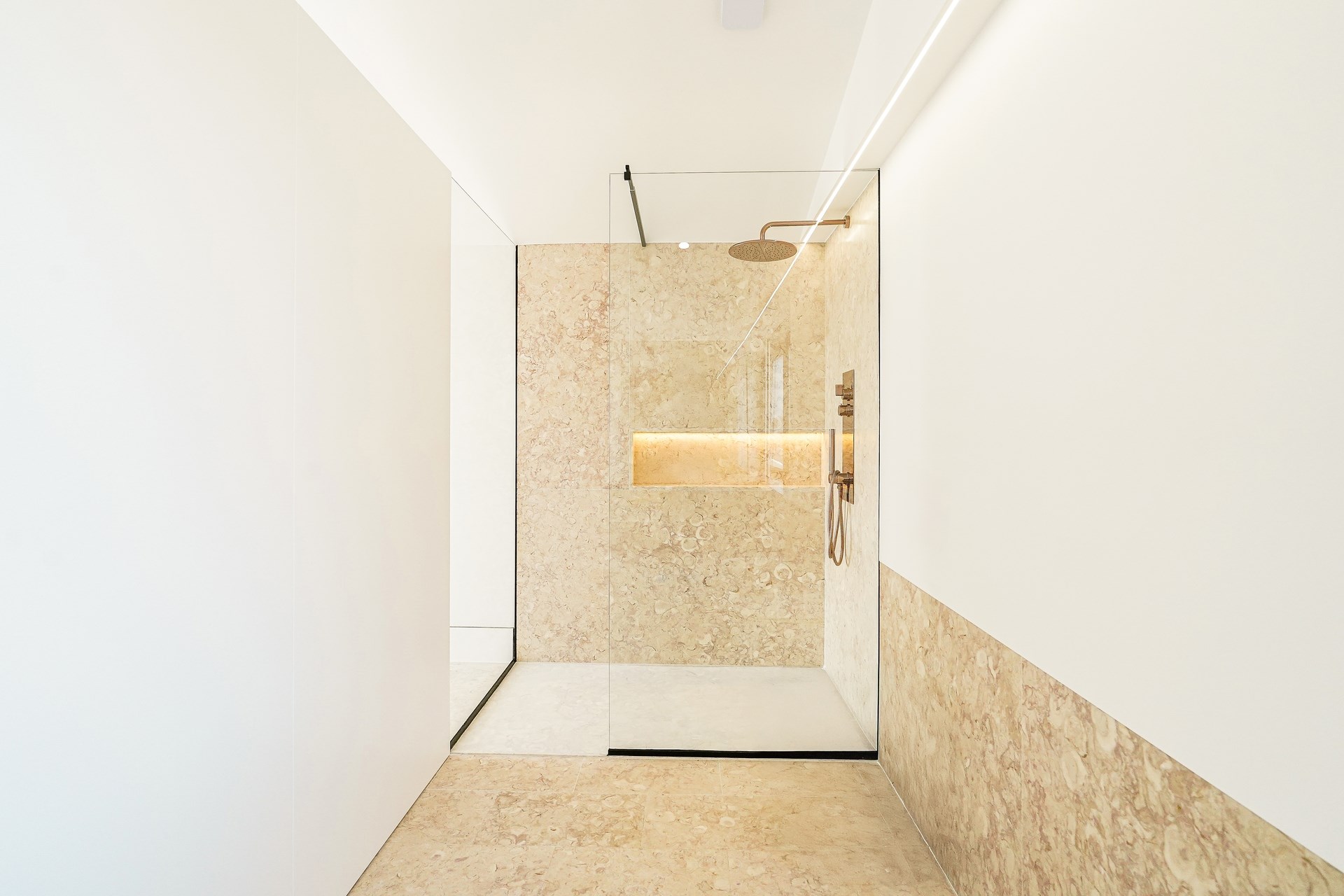 Mafra, Lisbon, 2640-072, PT, 3 Bedrooms Bedrooms, ,3 BathroomsBathrooms,Residential,For Sale,1700693