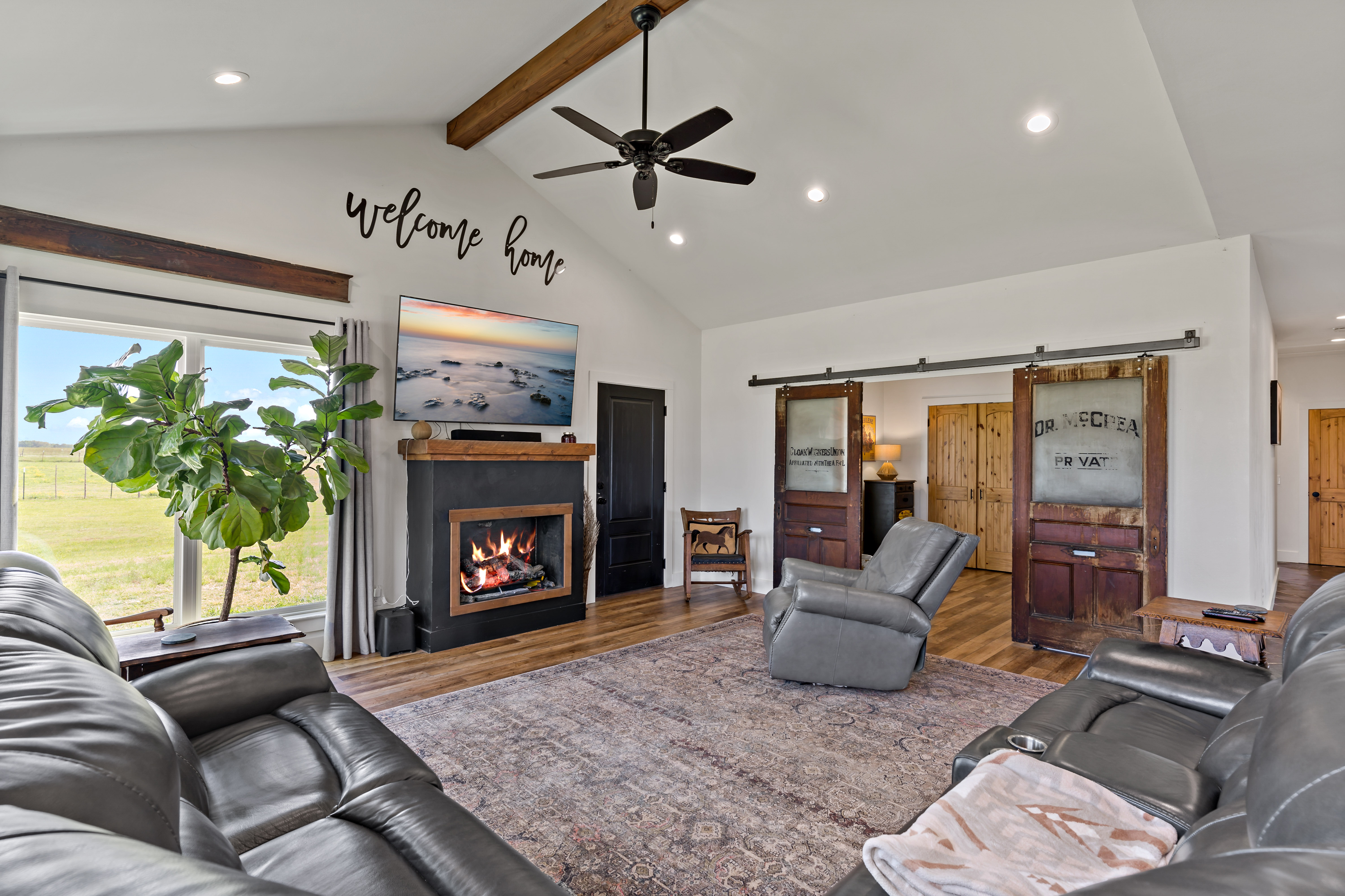 Paris, Texas, 75462, United States, 3 Bedrooms Bedrooms, ,2 BathroomsBathrooms,Residential,For Sale,1983529