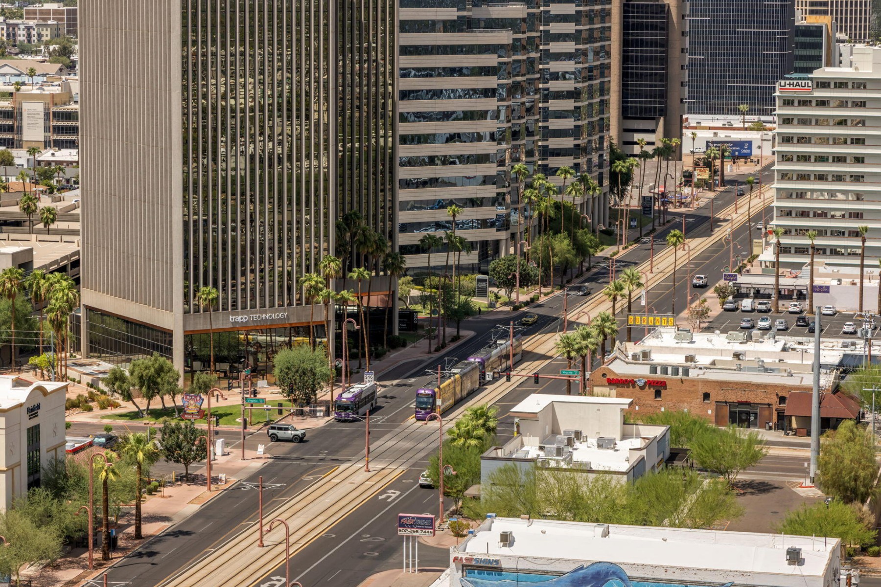 2323 N Central Ave¦Phoenix, AZ - 物件實景