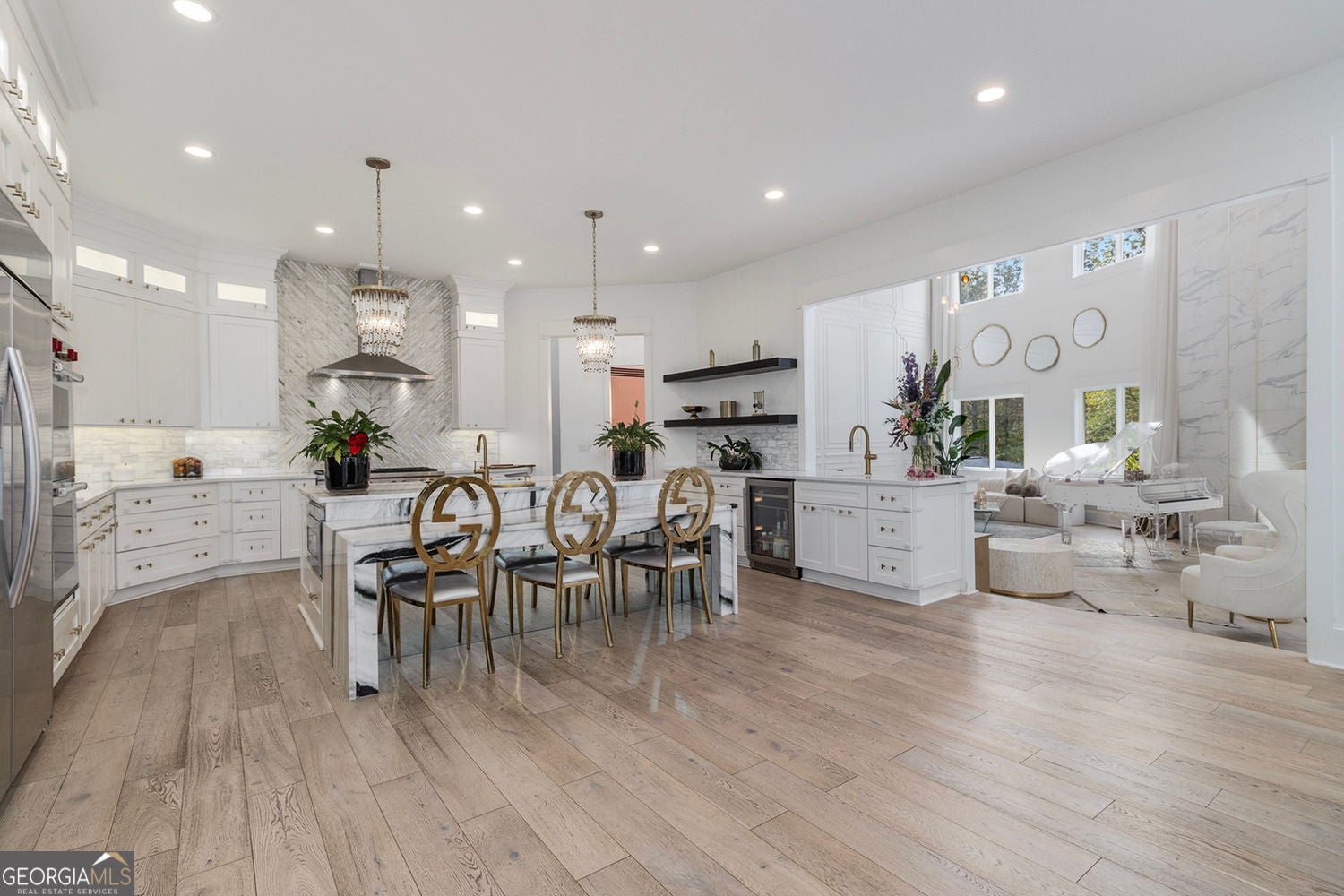 Alpharetta, Georgia, 30022, United States, 7 Bedrooms Bedrooms, ,11 BathroomsBathrooms,Residential,For Sale,1972068