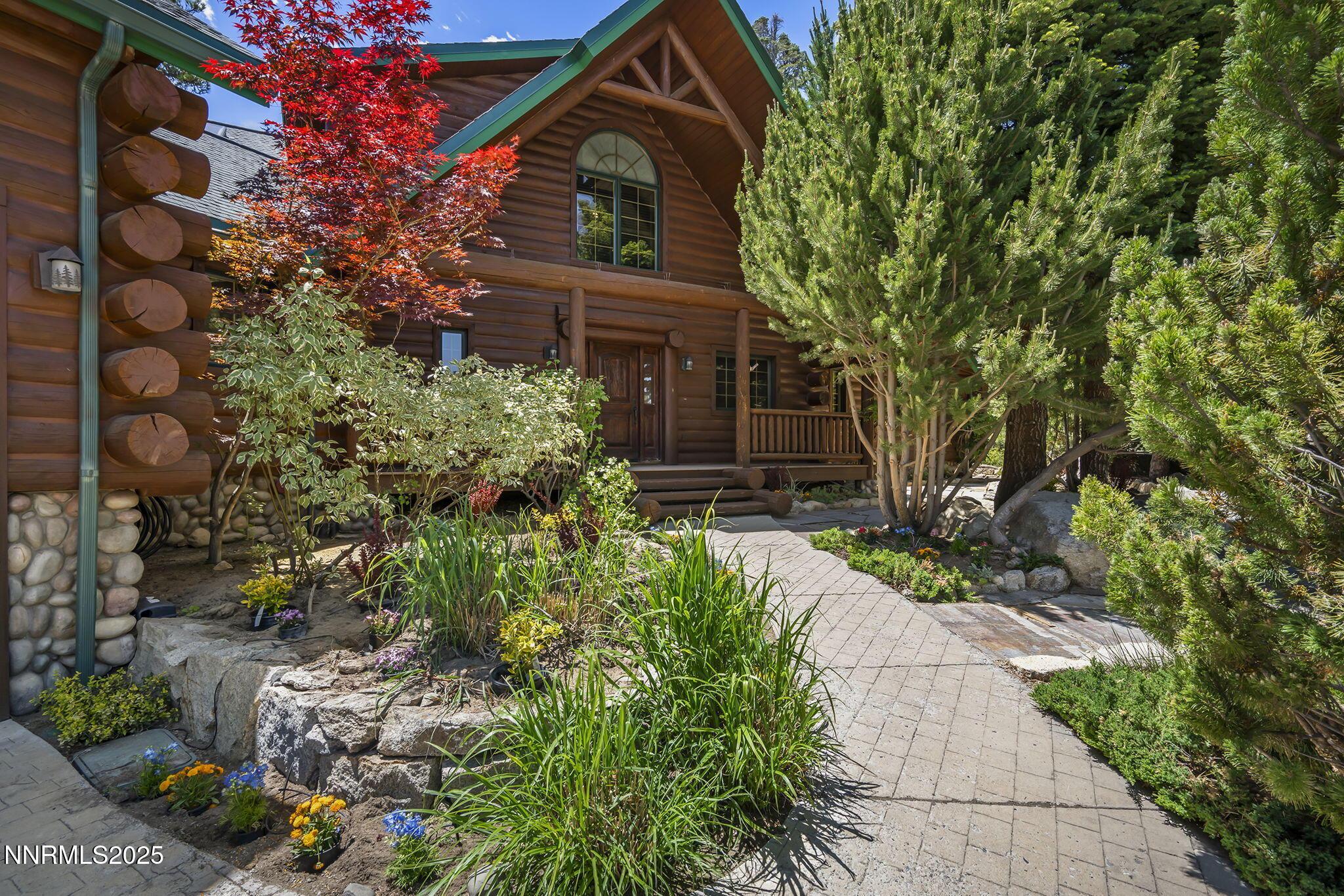 Gardnerville, Nevada, 89460, United States, 4 Bedrooms Bedrooms, ,6 BathroomsBathrooms,Residential,For Sale,1848388