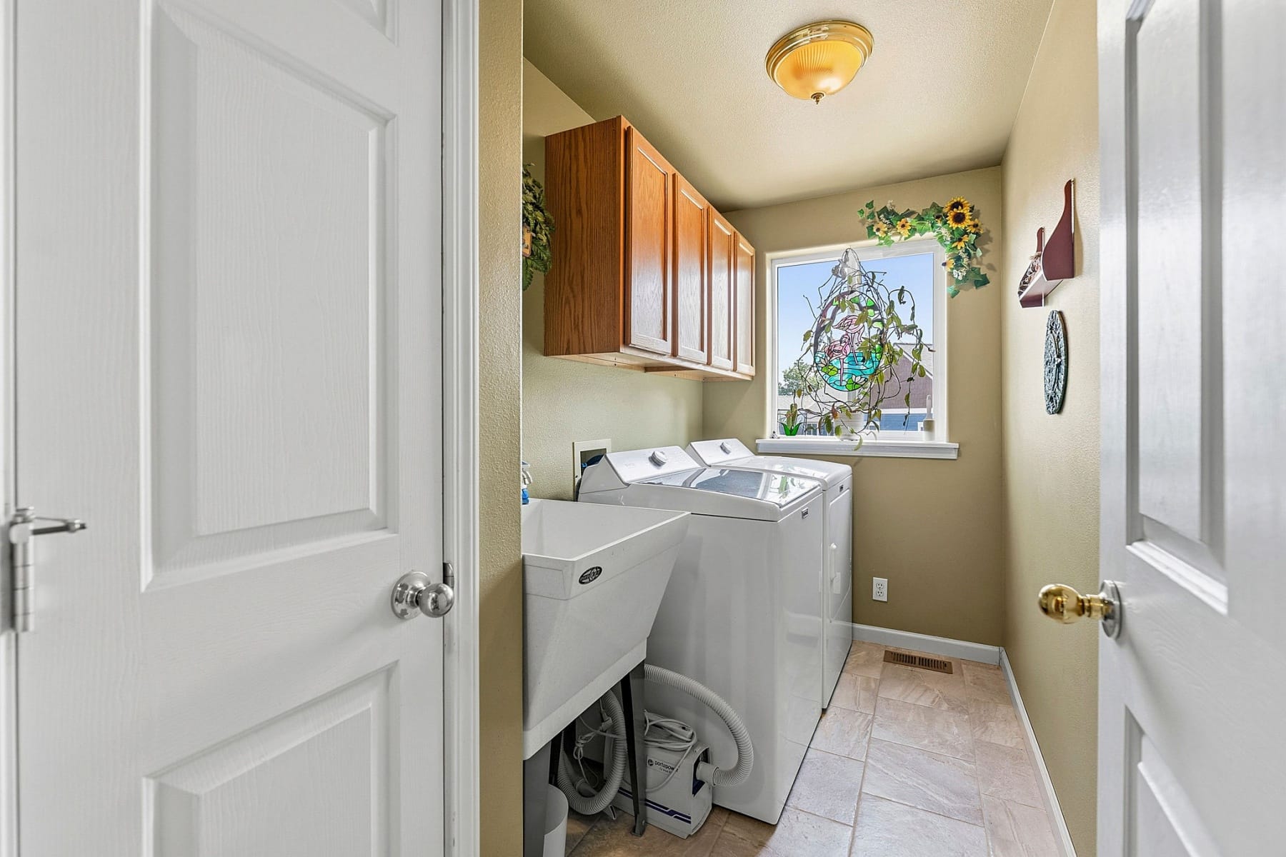  2350 SW Indian Avenue Redmond, OR 97756 - 物件實景