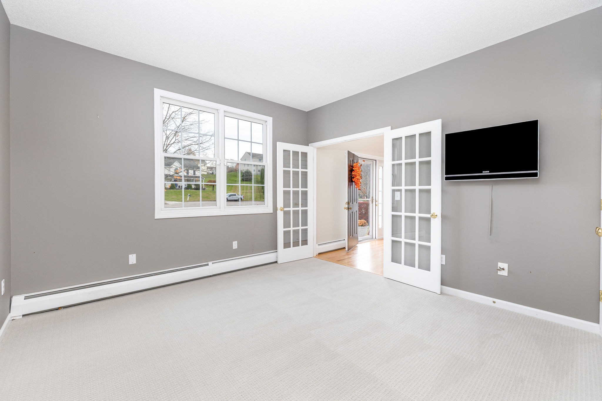 Rocky Hill, Connecticut, 06067, United States, 4 Bedrooms Bedrooms, ,3 BathroomsBathrooms,Residential,For Sale,1991962