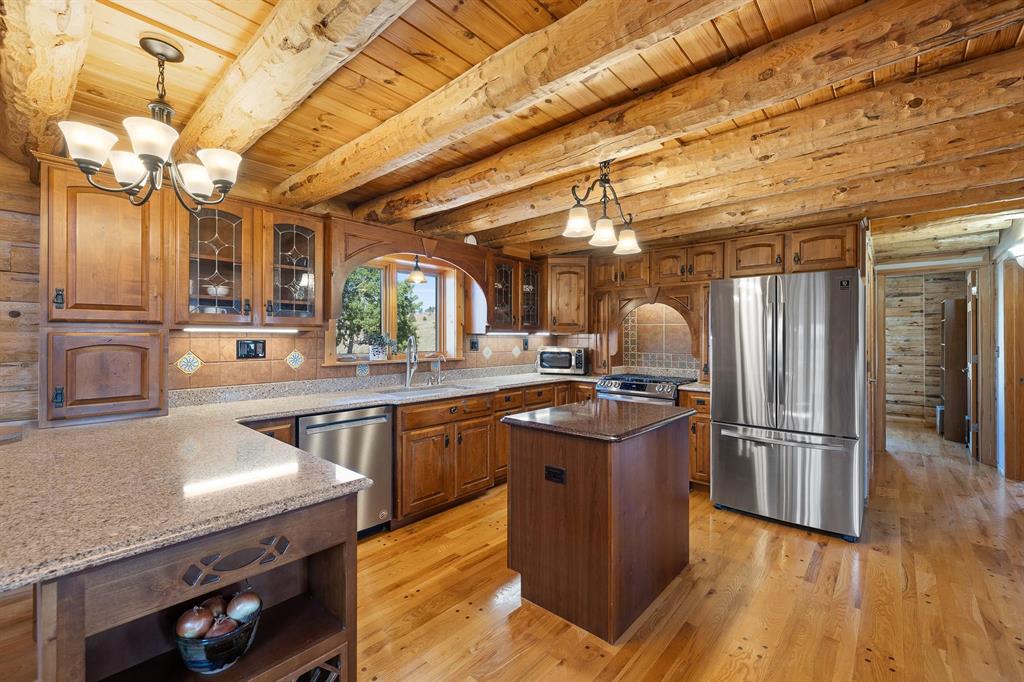 Hot Springs, South Dakota, 57747, United States, 3 Bedrooms Bedrooms, ,2 BathroomsBathrooms,Residential,For Sale,1984006