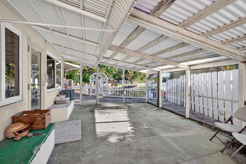 Oakland Park, Florida, 33334, United States, 3 Bedrooms Bedrooms, ,2 BathroomsBathrooms,Residential,For Sale,1986297