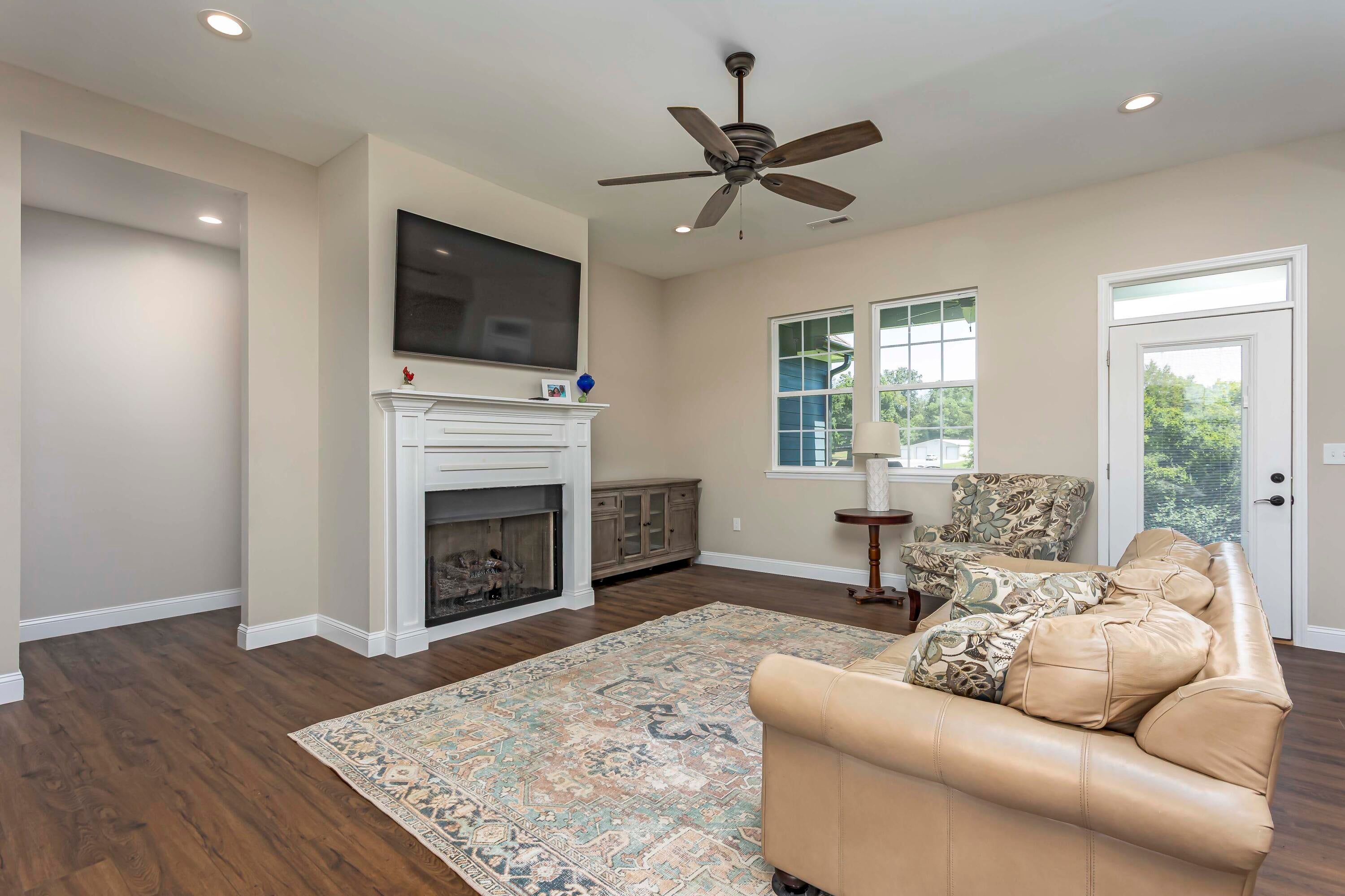 Dayton, Tennessee, 37321, United States, 3 Bedrooms Bedrooms, ,2 BathroomsBathrooms,Residential,For Sale,1901009