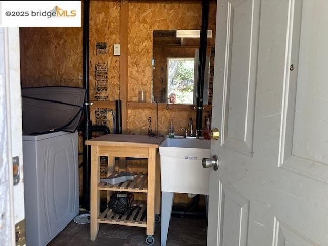 Chinese Camp, California, 95309, United States, 1 Bedroom Bedrooms, ,2 BathroomsBathrooms,Residential,For Sale,1975646