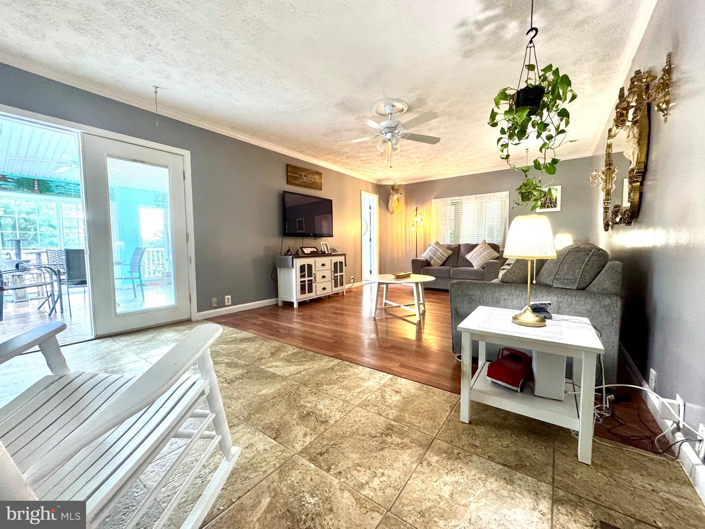 Dundalk, Maryland, 21222, United States, 3 Bedrooms Bedrooms, ,4 BathroomsBathrooms,Residential,For Sale,1906595